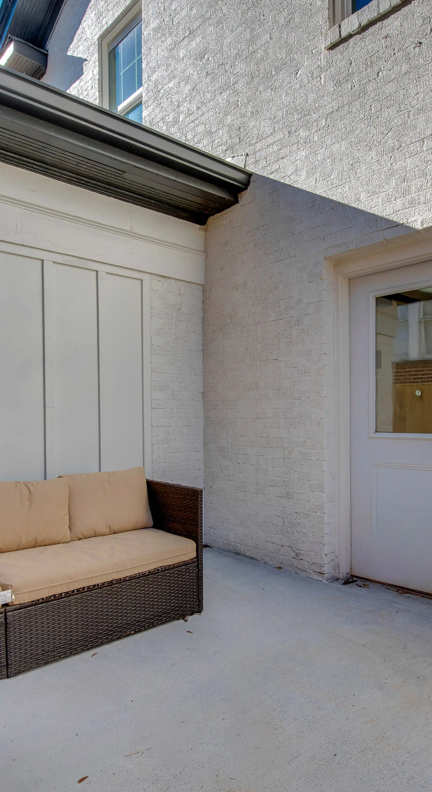 Fully Updated! 3,000-Sq-Ft Home Near Mercedes-Benz