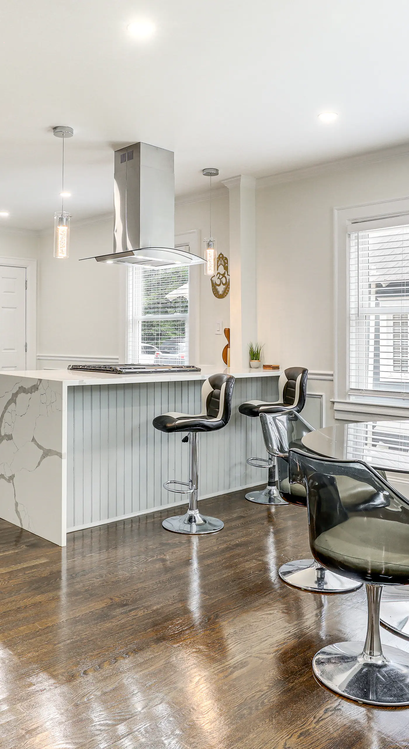 4 Mi to Int’l Soccer & Dtwn Fun: Modern ATL Home