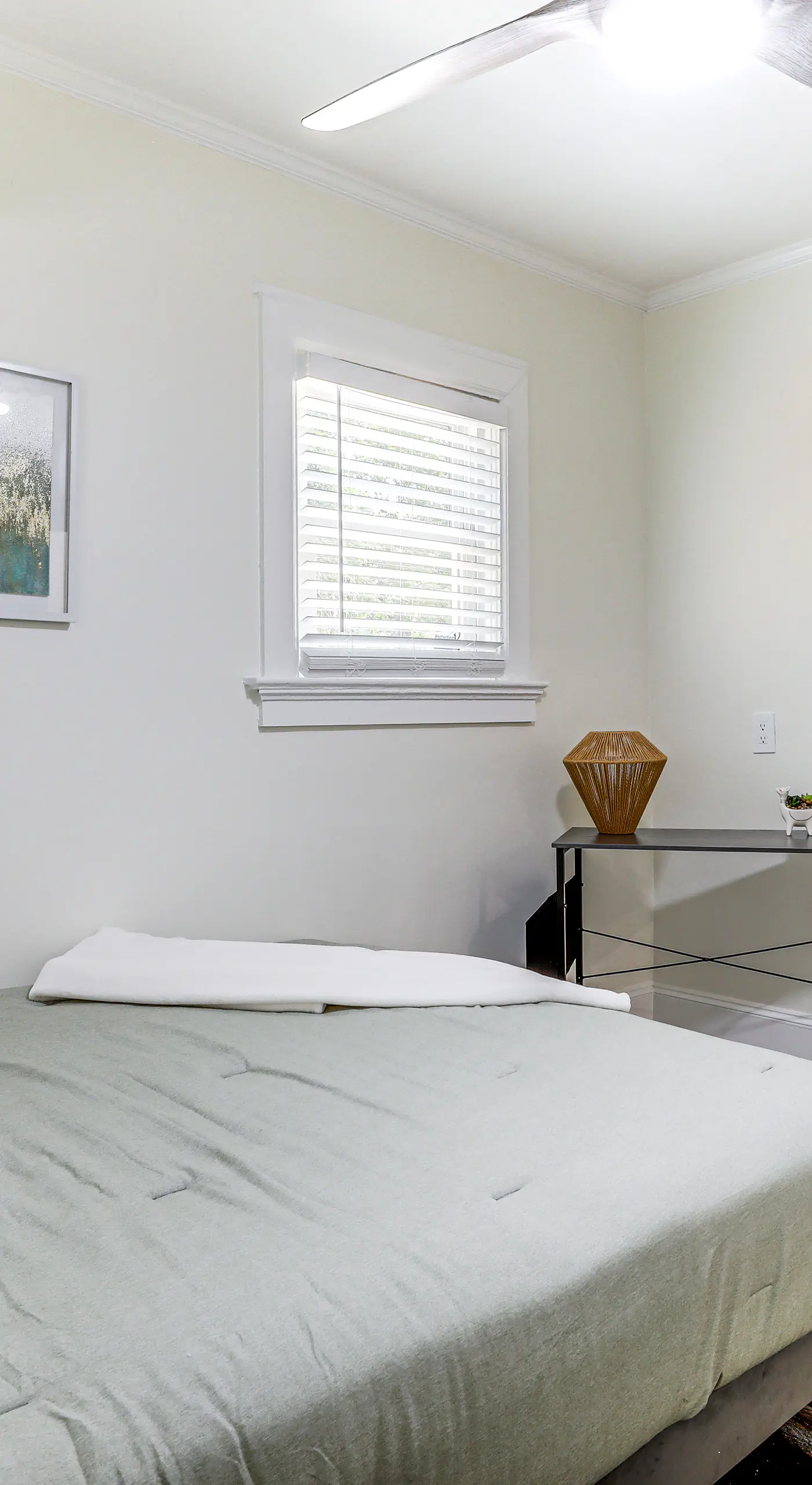 4 Mi to Int’l Soccer & Dtwn Fun: Modern ATL Home
