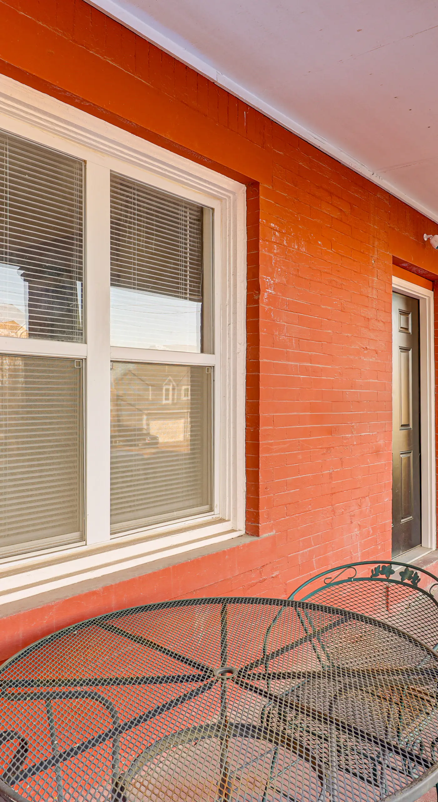 Nurse-Ready Kansas City Townhome Near Hospitals