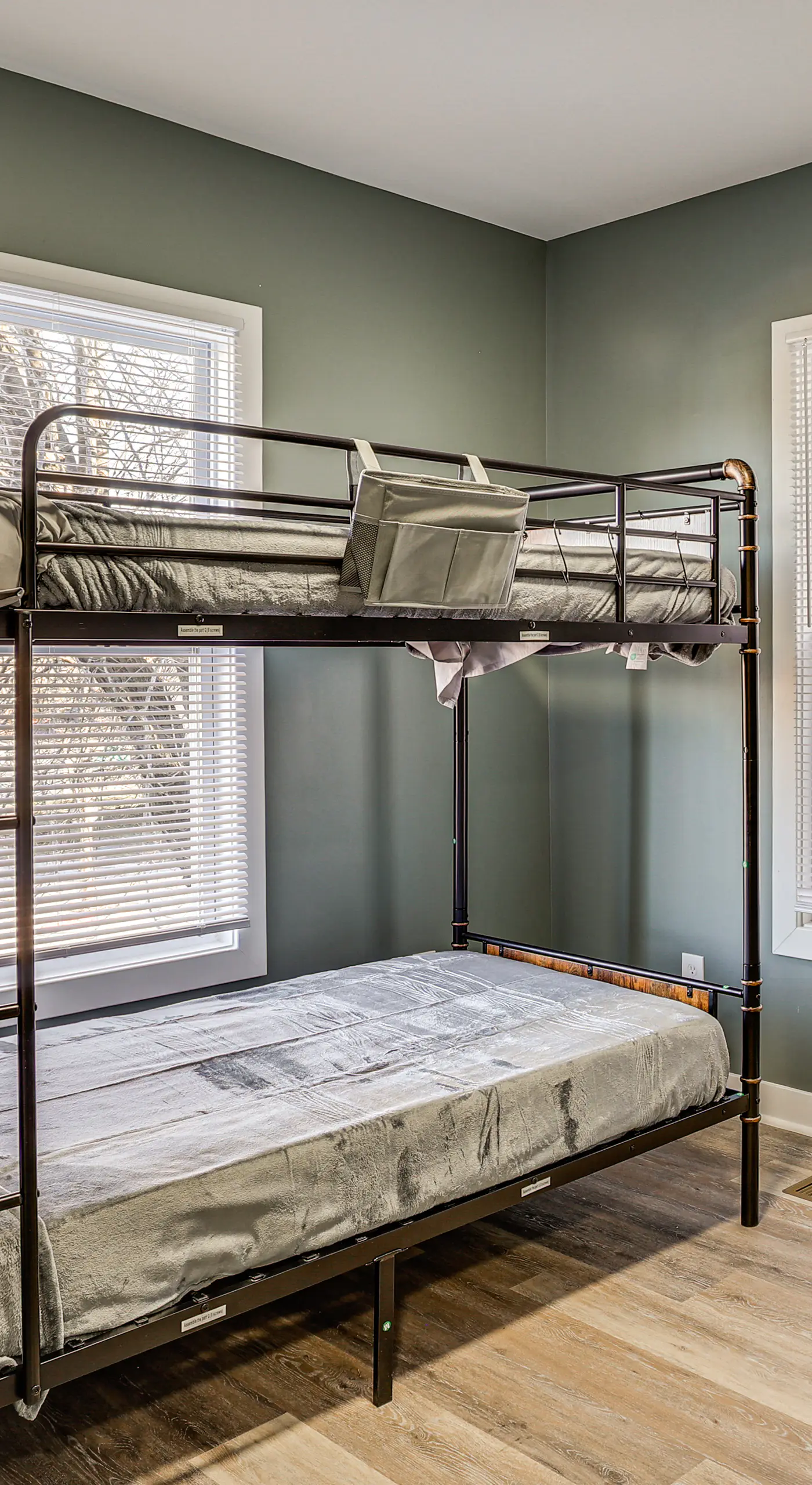 Nurse-Ready Kansas City Townhome Near Hospitals