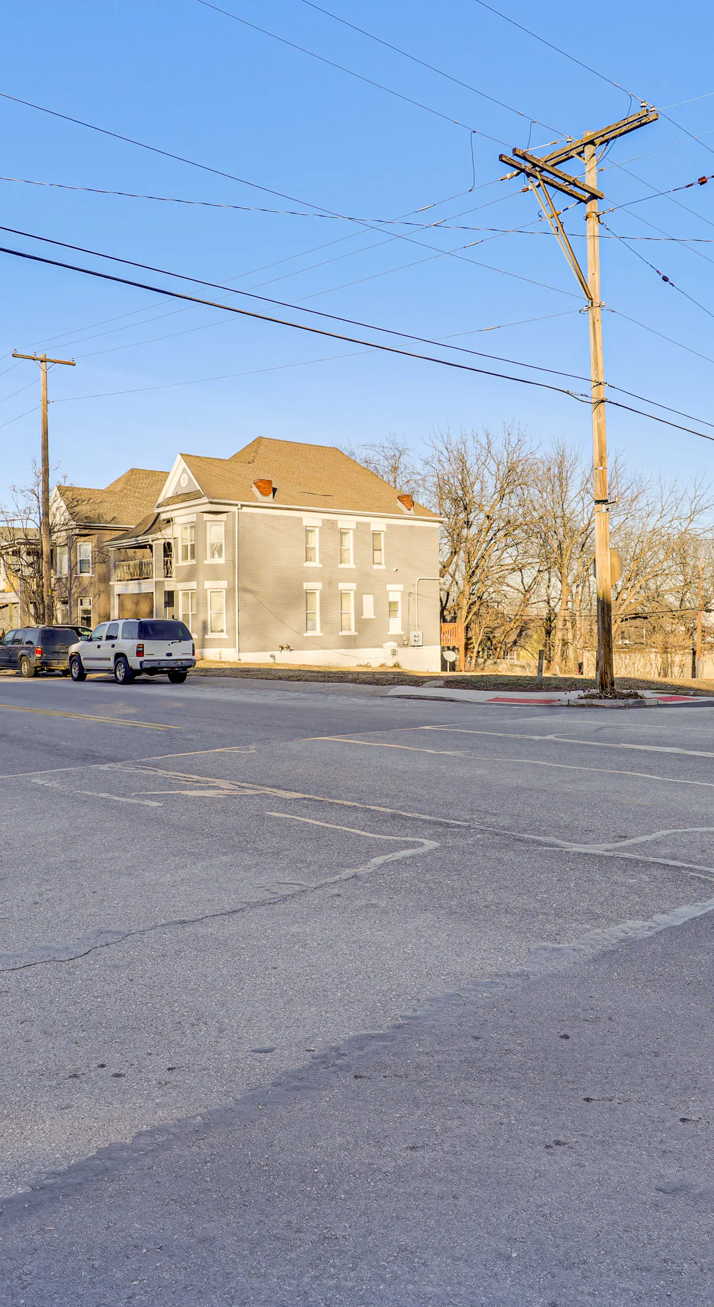 Nurse-Ready Kansas City Townhome Near Hospitals