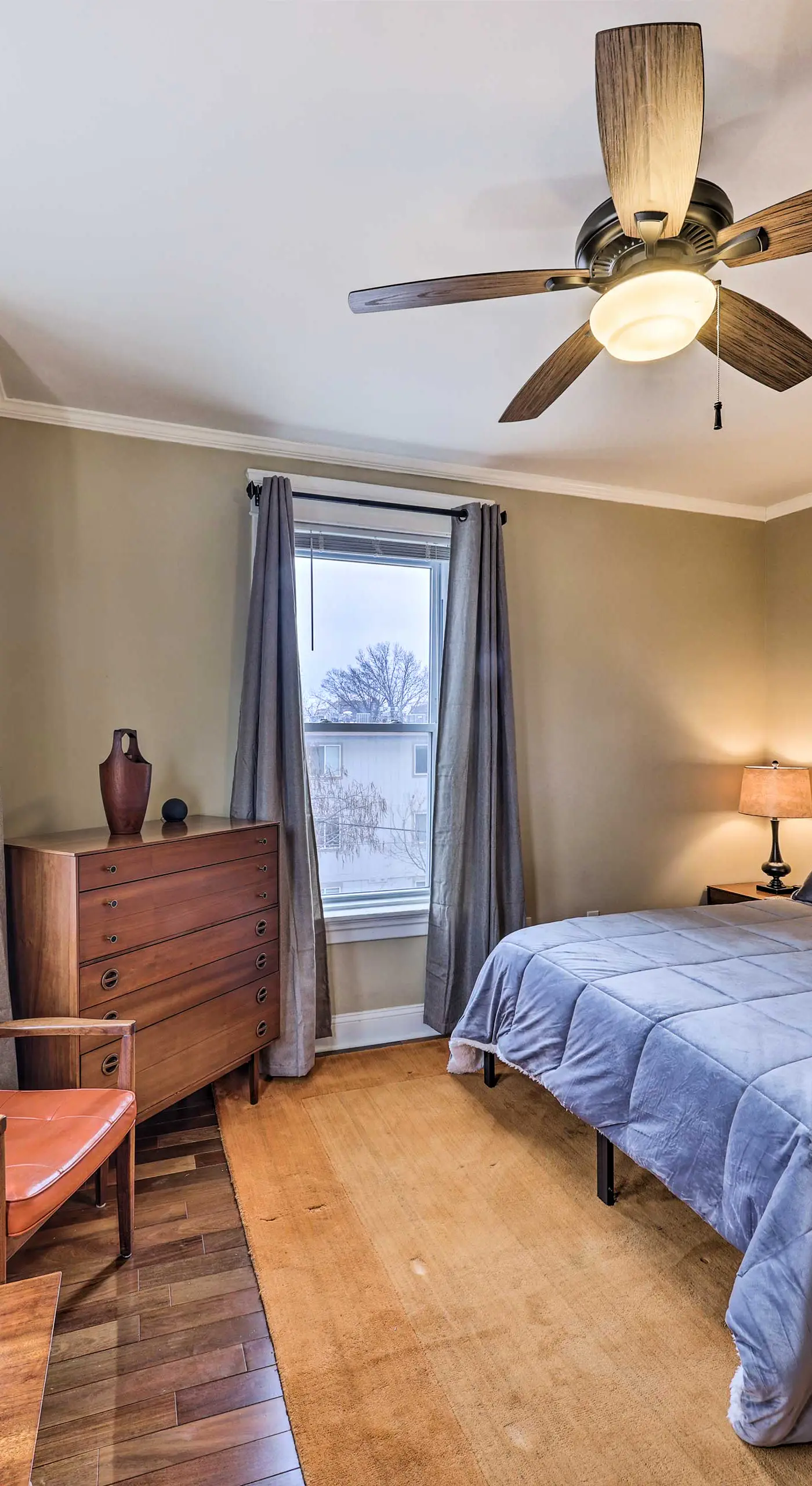 Walkable KC Home Base! Near Sports Events & Fun