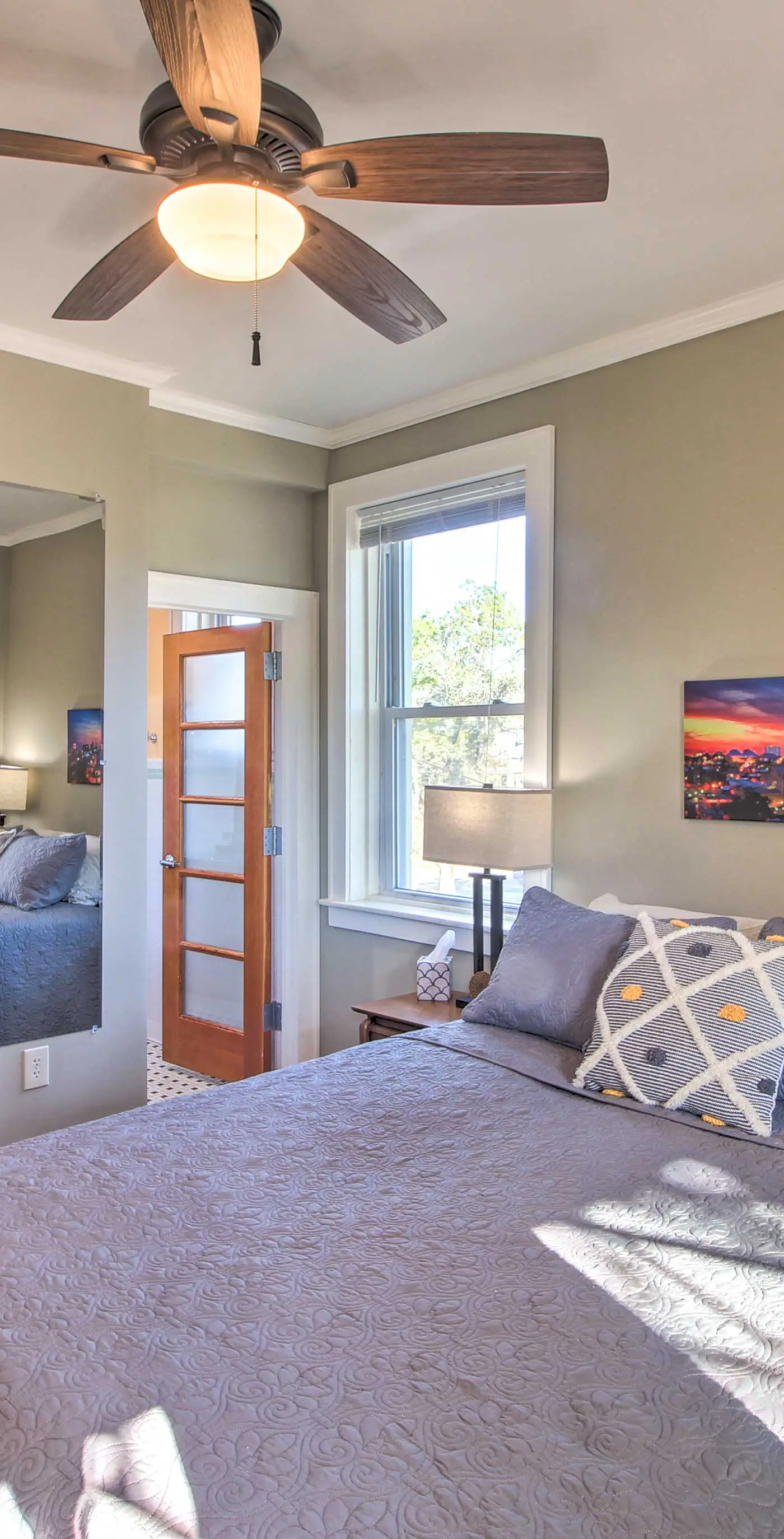 Walkable KC Home Base! Near Sports Events & Fun