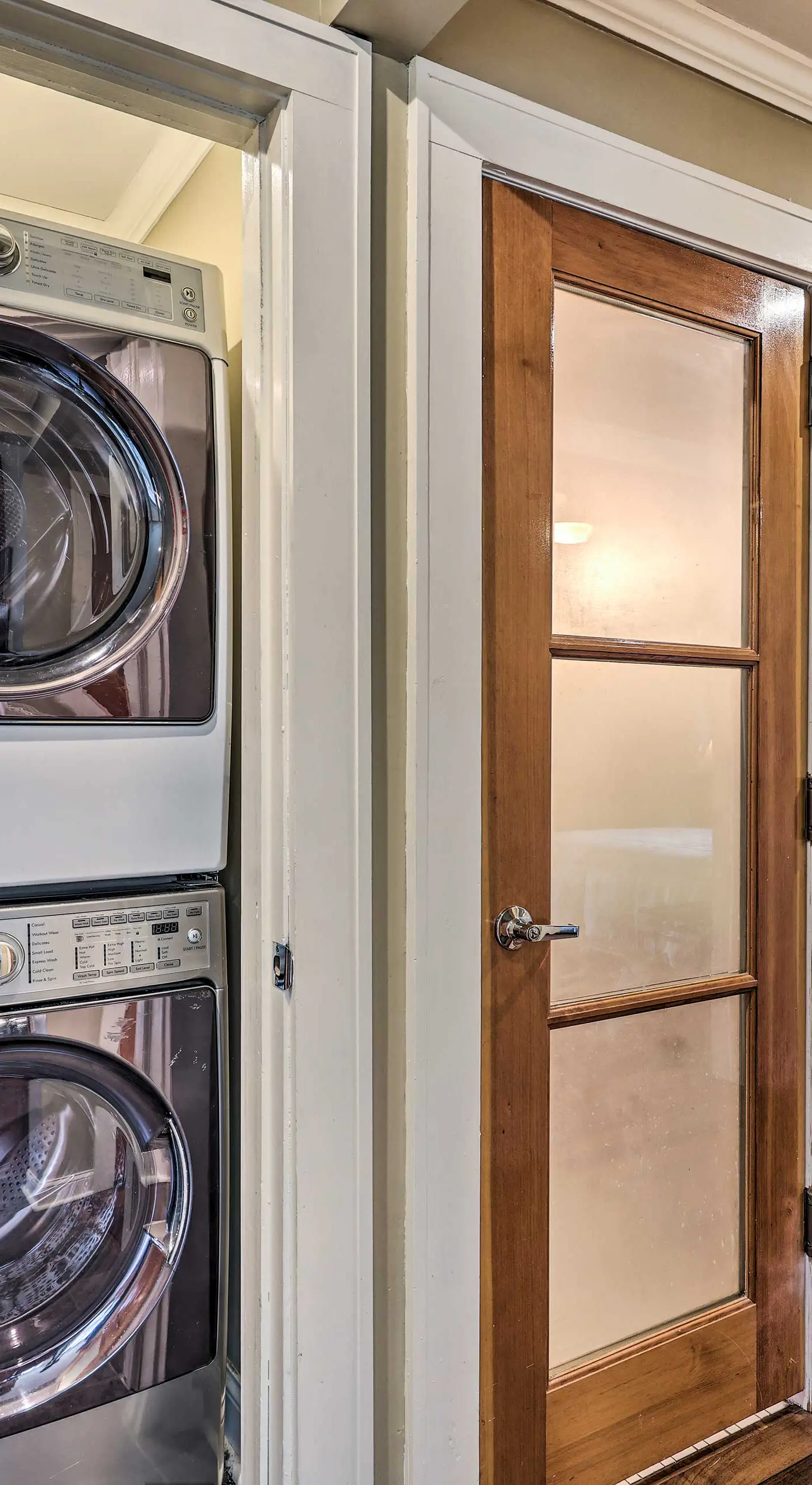 Walkable KC Home Base! Near Sports Events & Fun