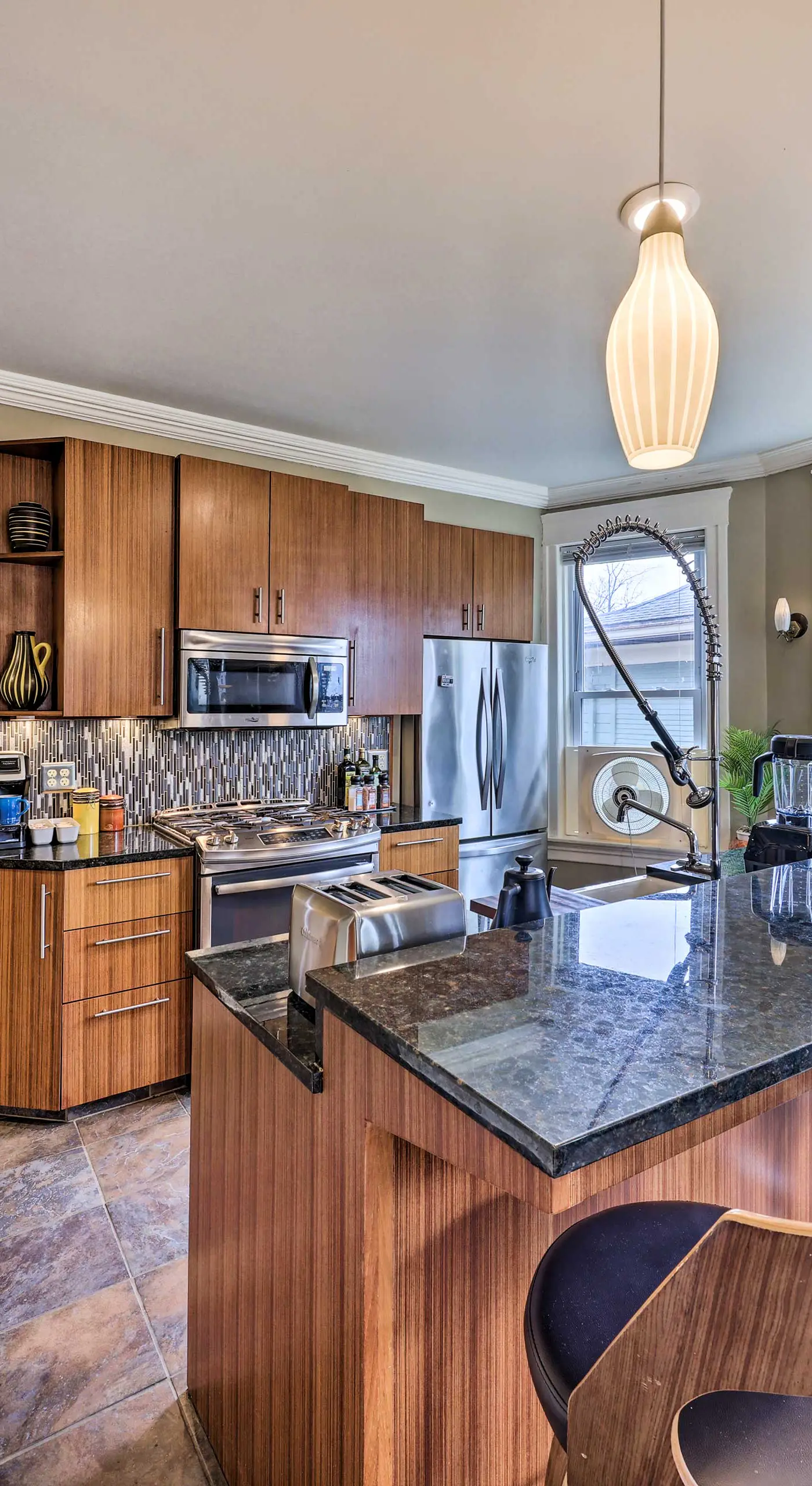 Walkable KC Home Base! Near Sports Events & Fun