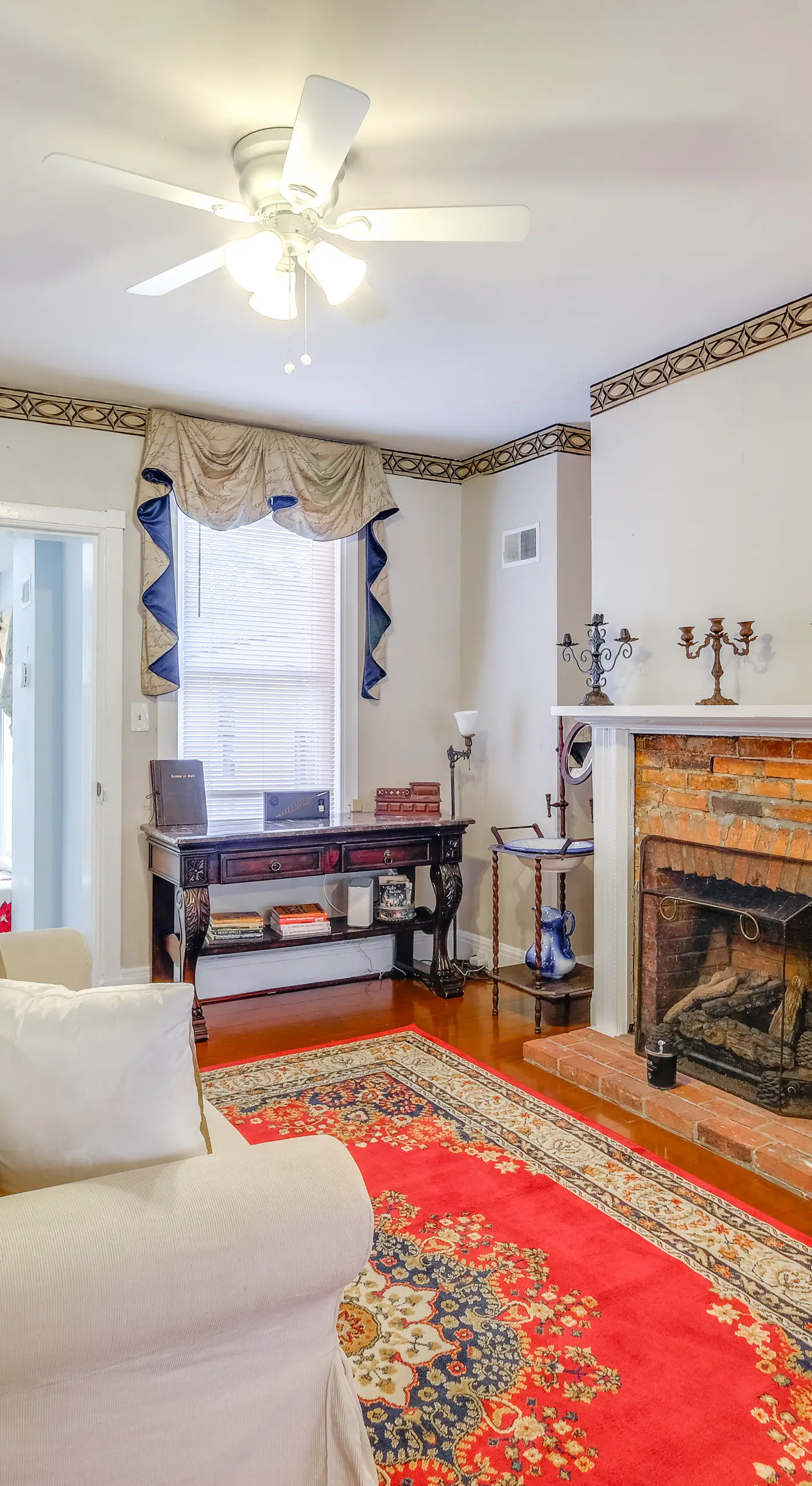 1 Mi to Dtwn: Townhome w/ Patio in Baltimore!