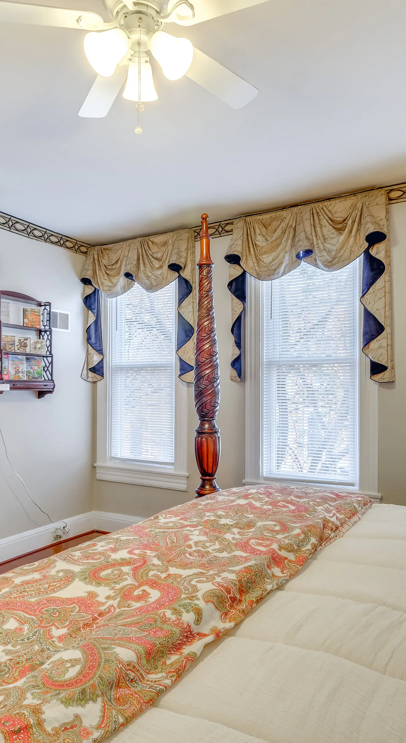 1 Mi to Dtwn: Townhome w/ Patio in Baltimore!