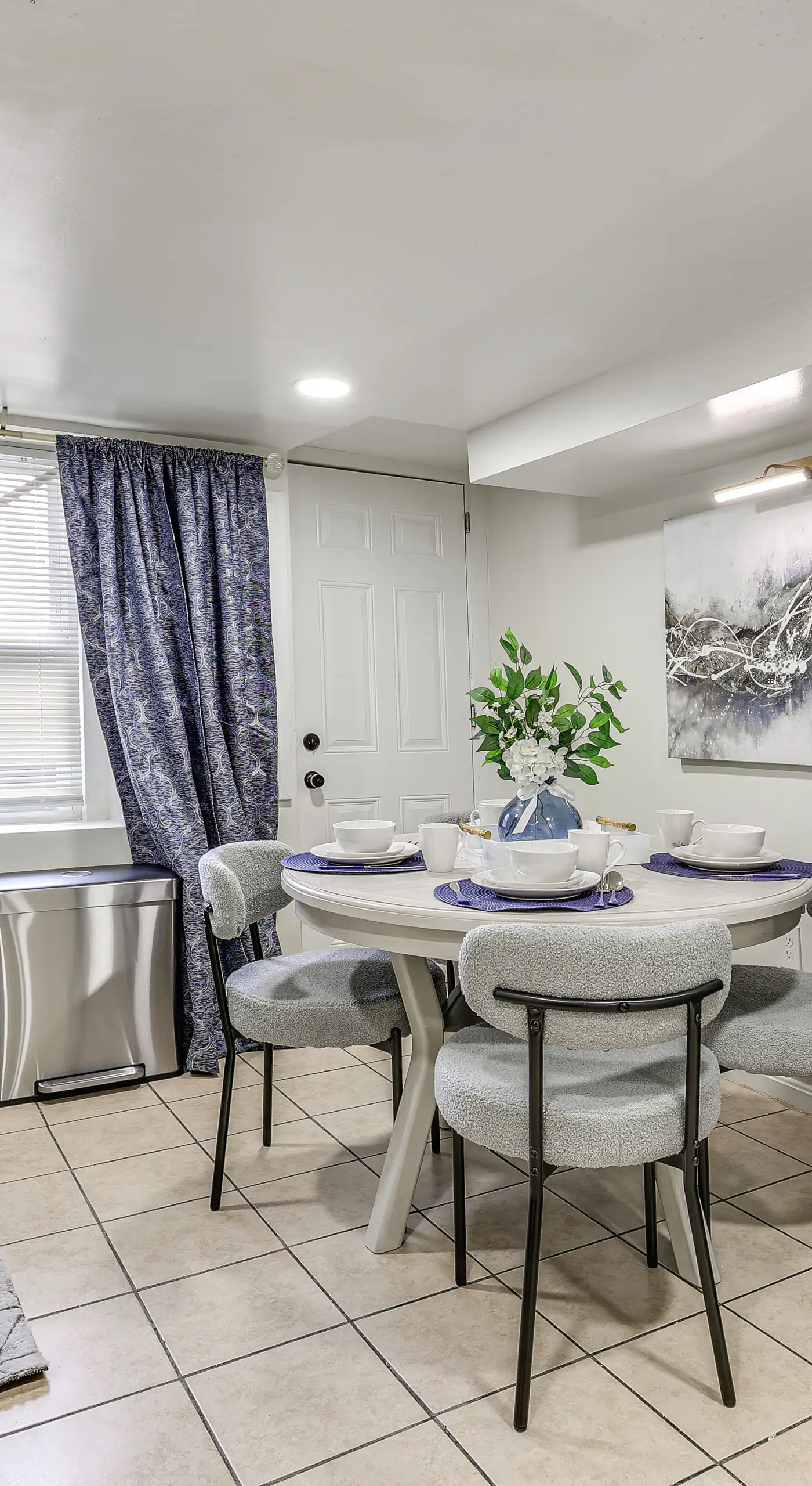 Walk to Patterson Park! Pet-Friendly Townhome