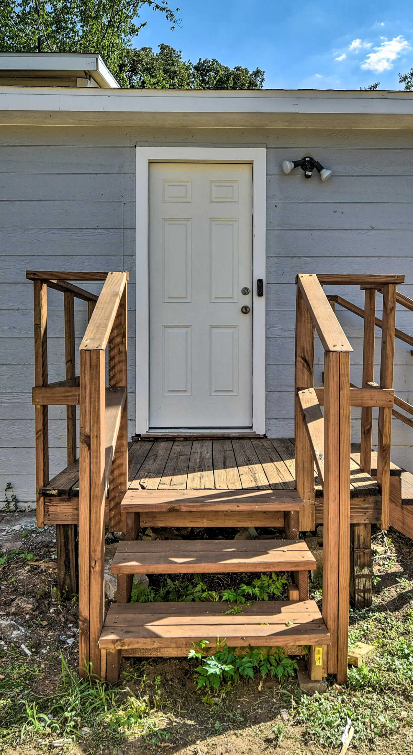 1 Mi to UTA: Arlington Elm Cottage w/ Fenced Yard