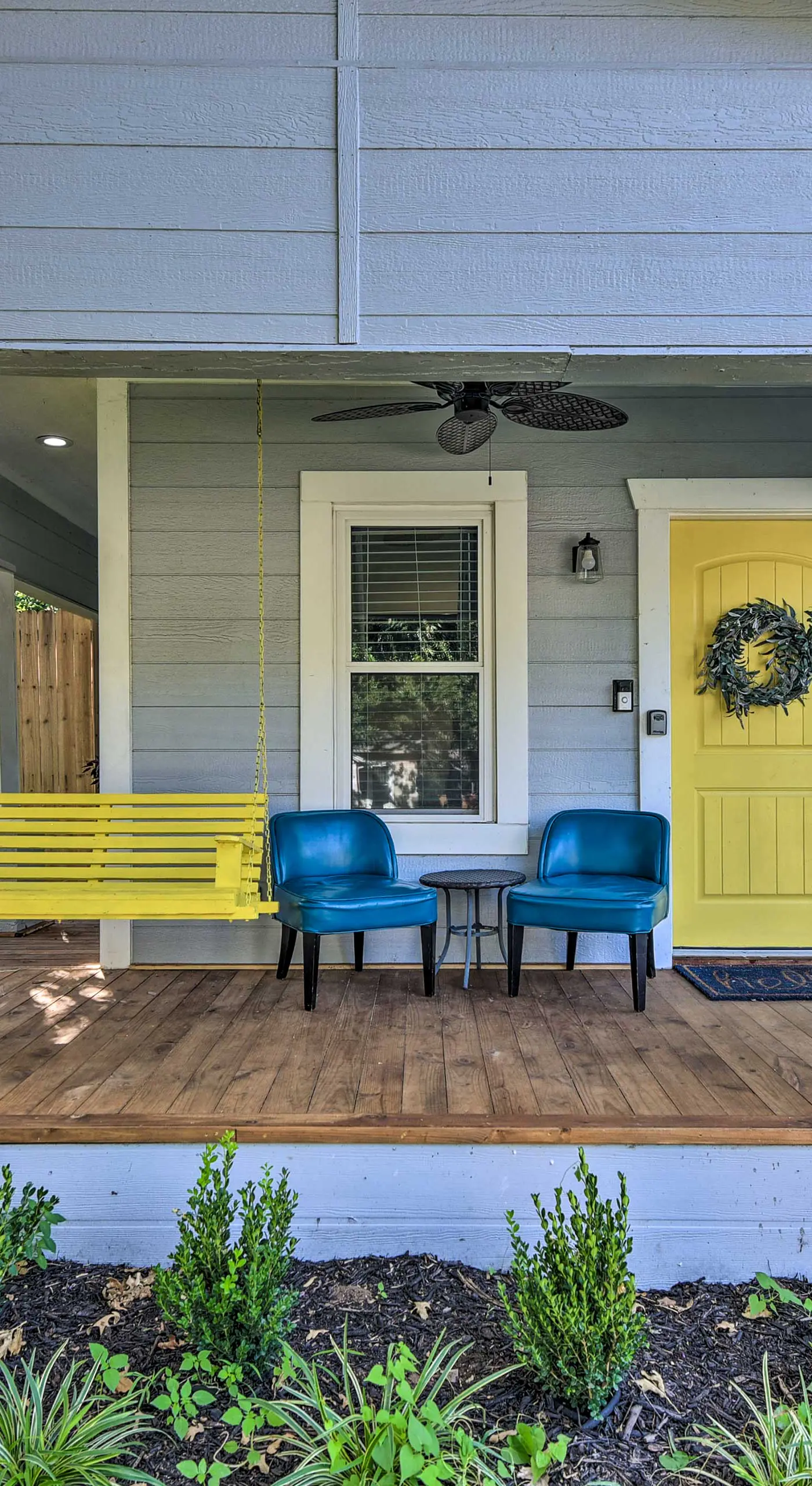 1 Mi to UTA: Arlington Elm Cottage w/ Fenced Yard