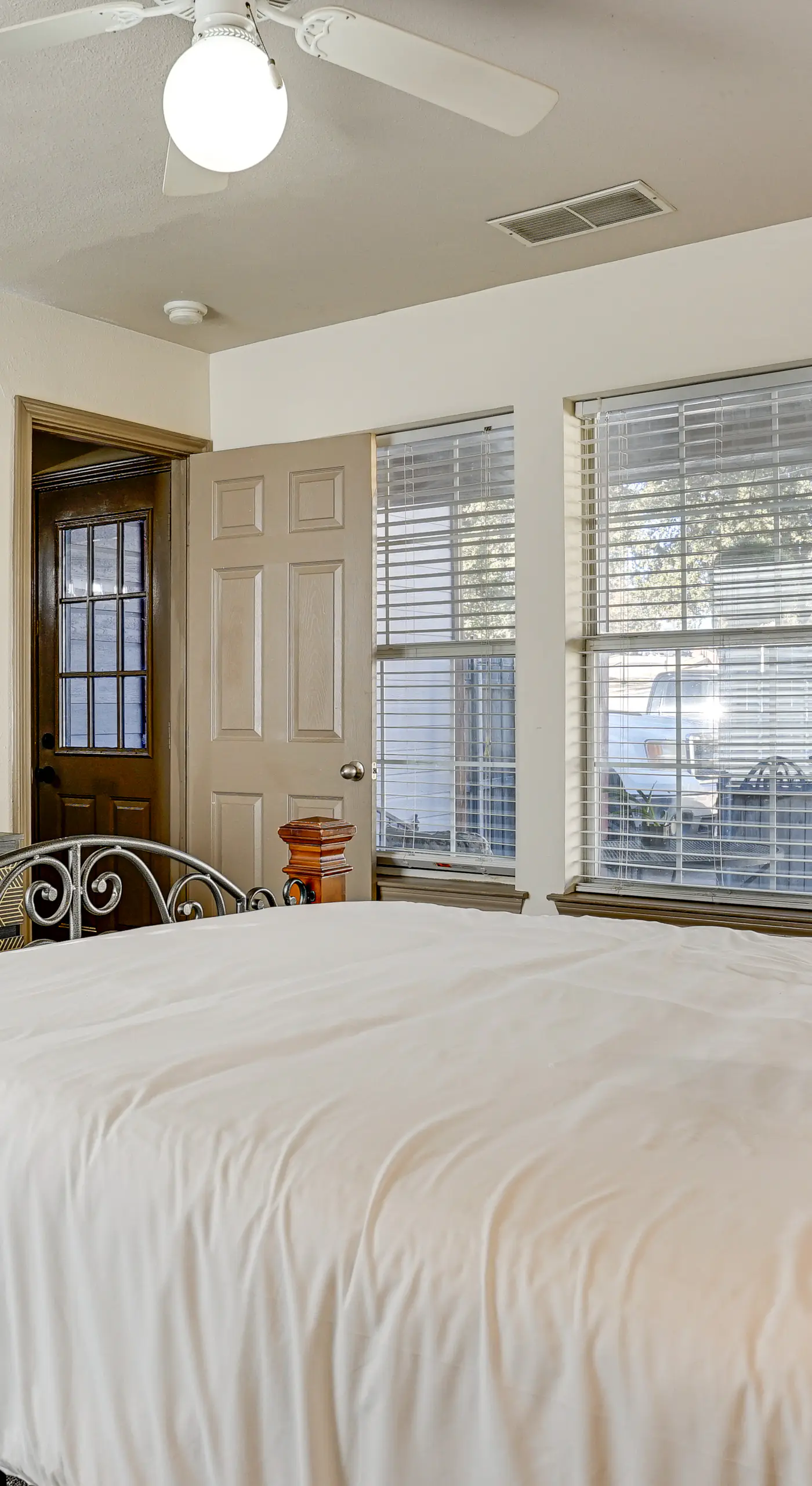 Pet-Friendly Fort Worth Home: 8 Mi to AT&T Stadium
