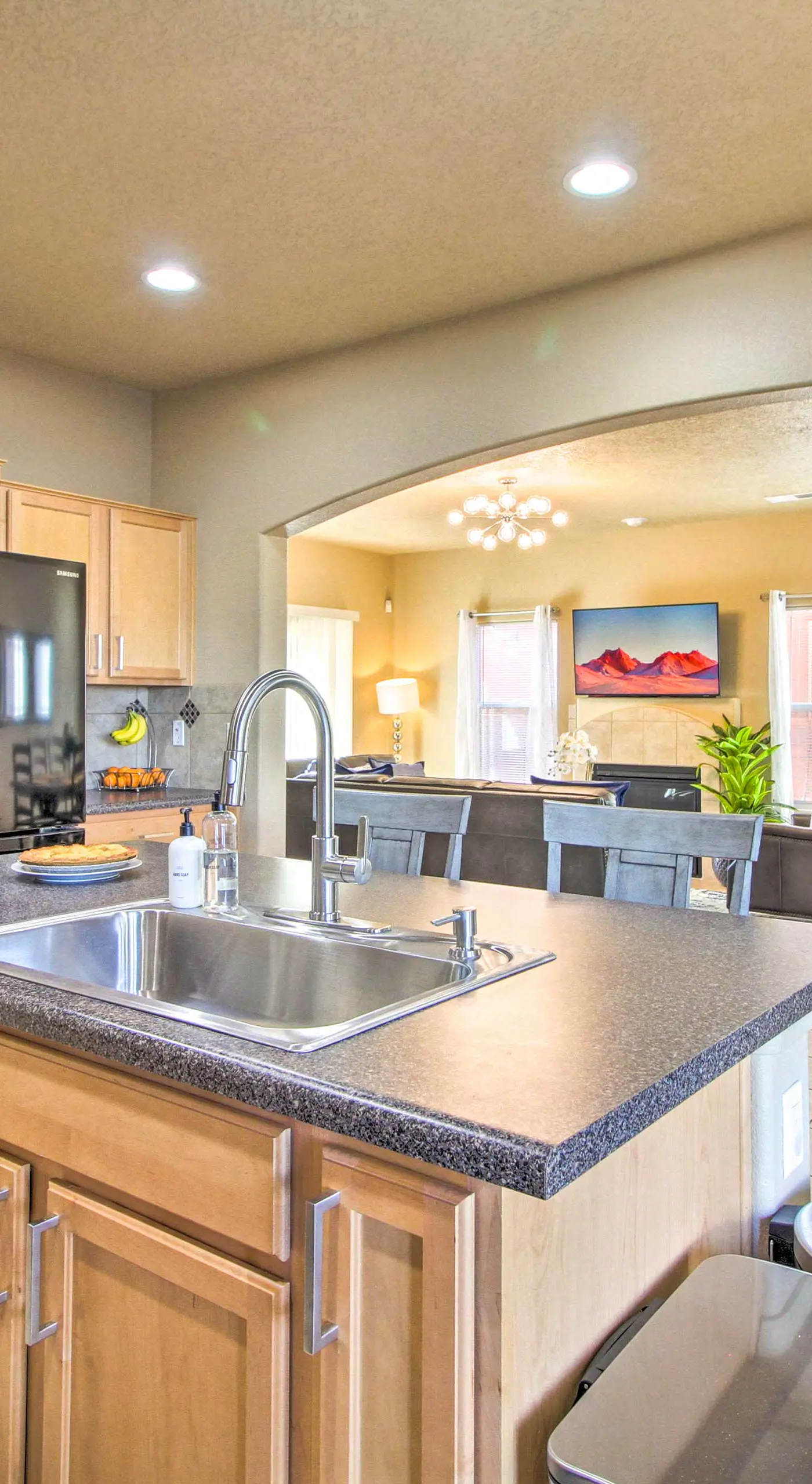 Walk to Netflix Studios: Updated ABQ Getaway!