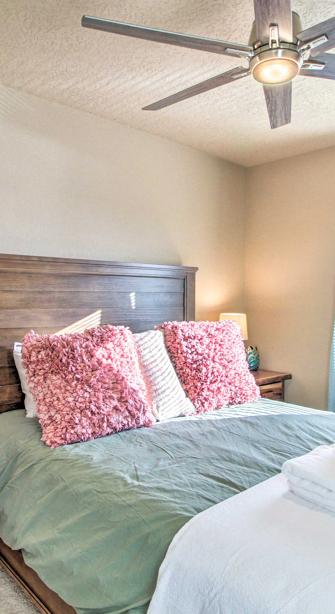 Walk to Netflix Studios: Updated ABQ Getaway!