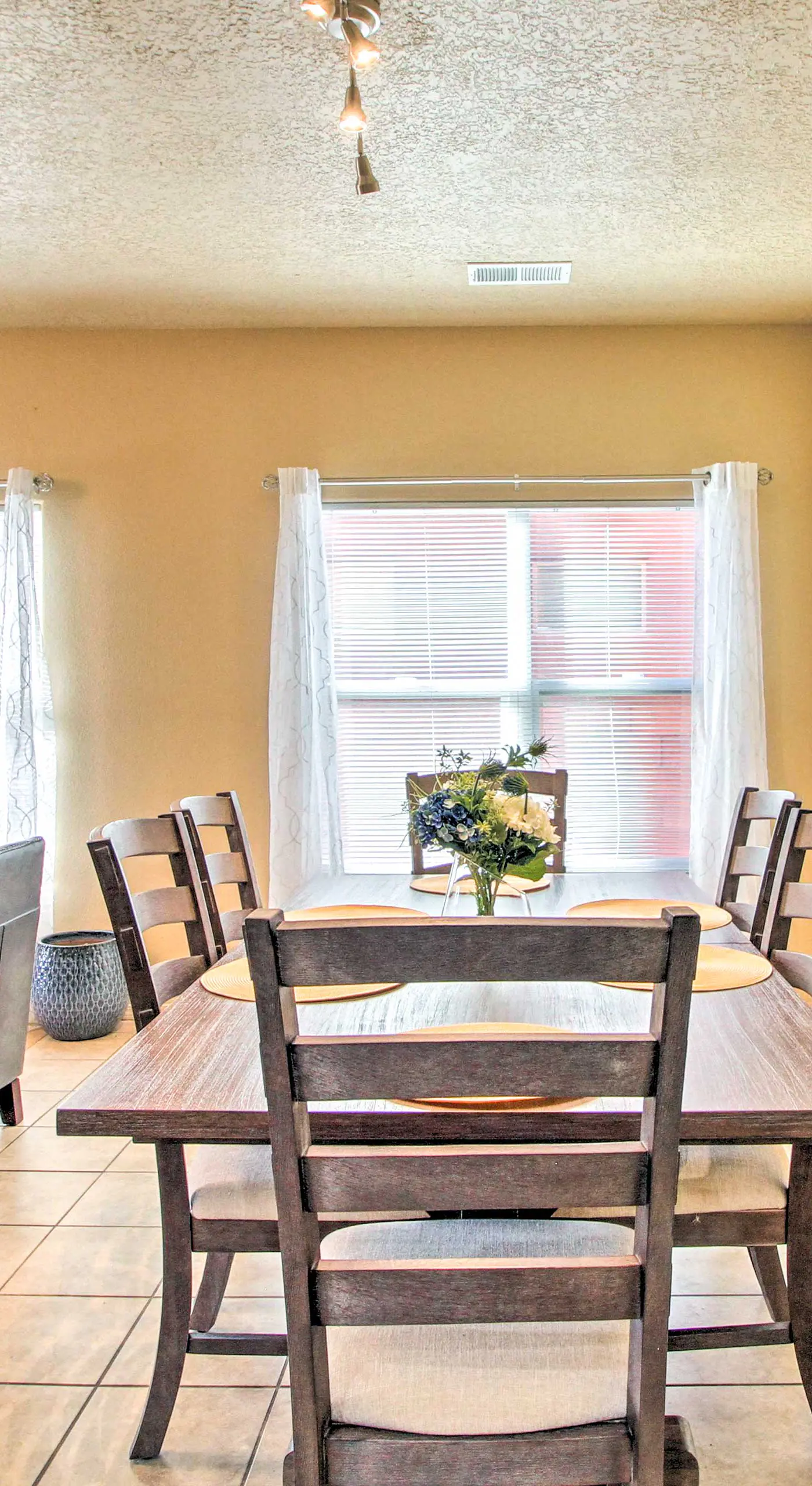 Walk to Netflix Studios: Updated ABQ Getaway!