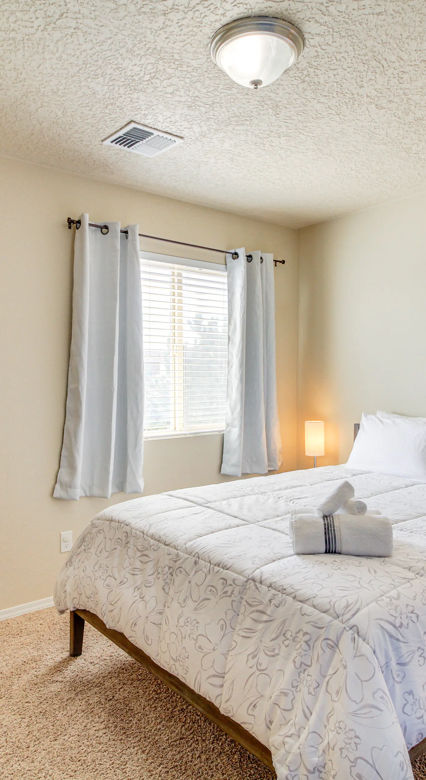 Family-Friendly Home w/ Mtn View in Albuquerque!