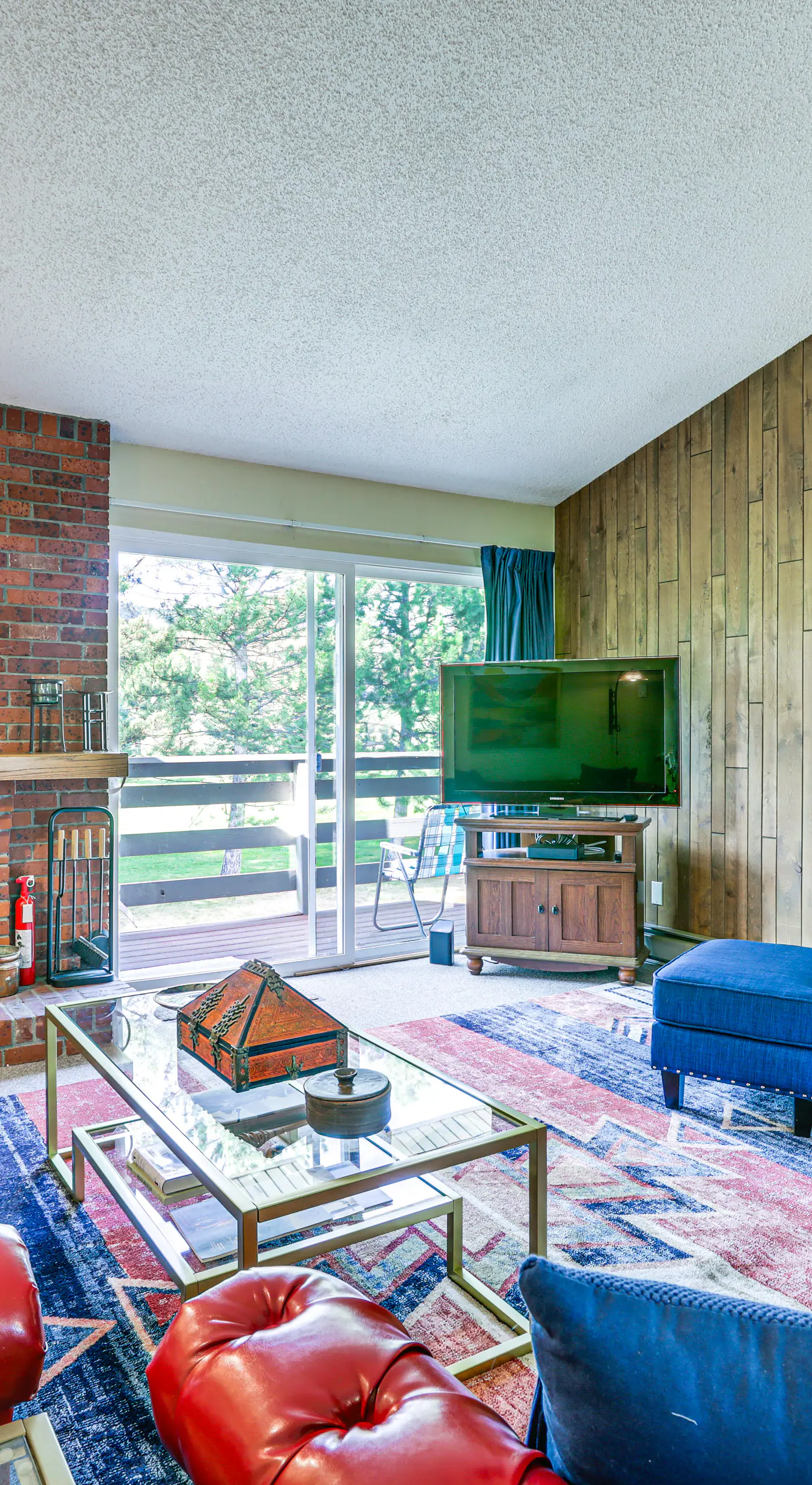 Carbondale Condo w/ Balcony & On-Site Fly Fishing!