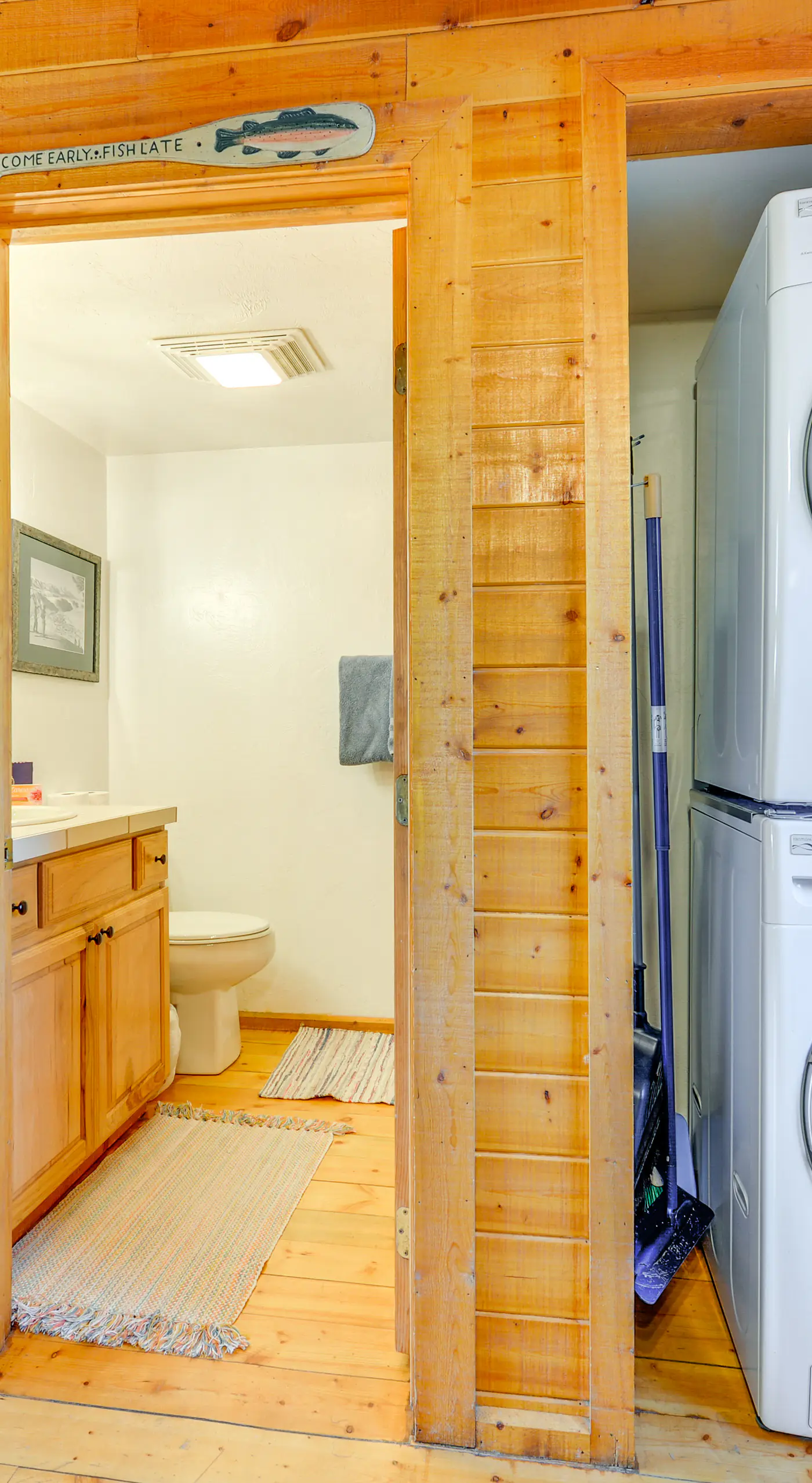 Cozy Mountain Condo Across From Snow King Ski Mtn!