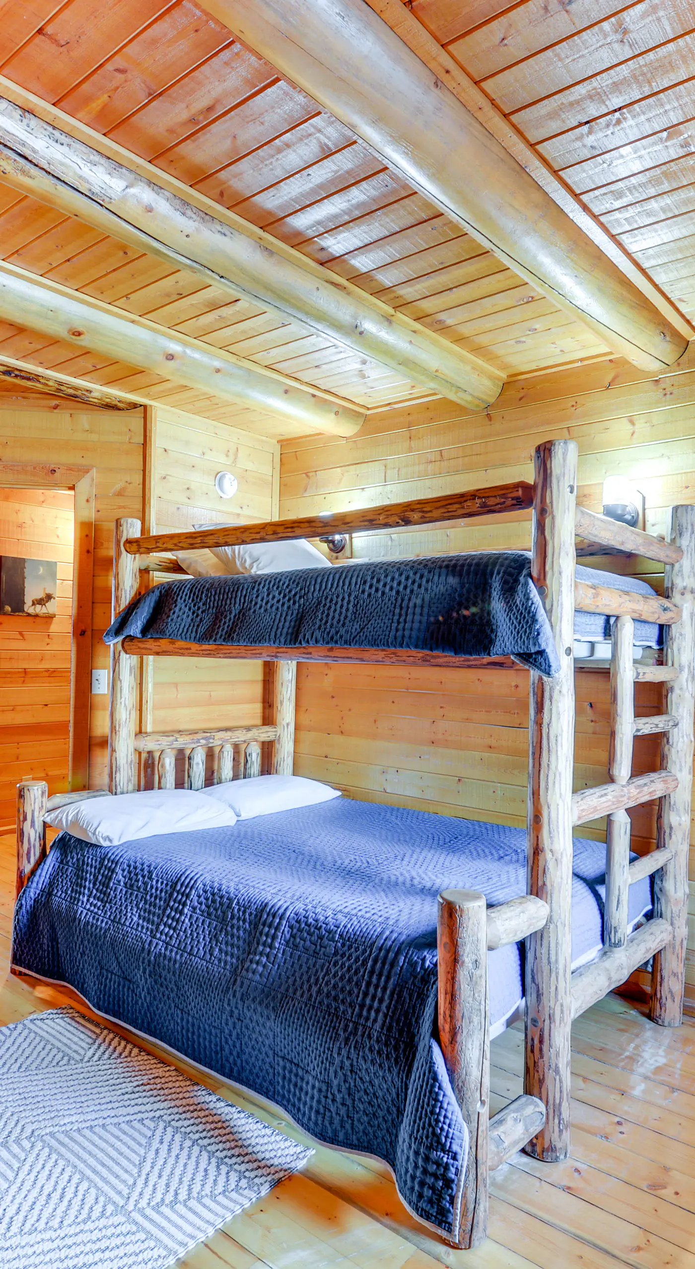 Cozy Mountain Condo Across From Snow King Ski Mtn!