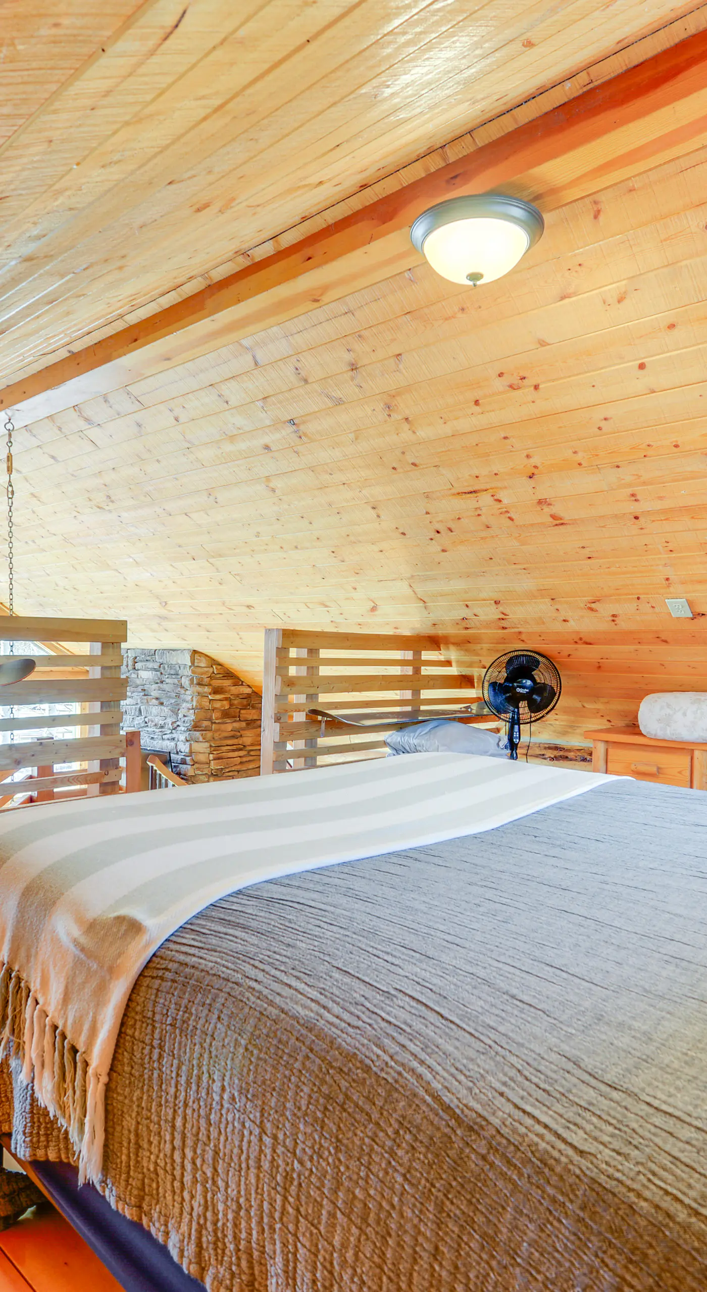 Cozy Mountain Condo Across From Snow King Ski Mtn!
