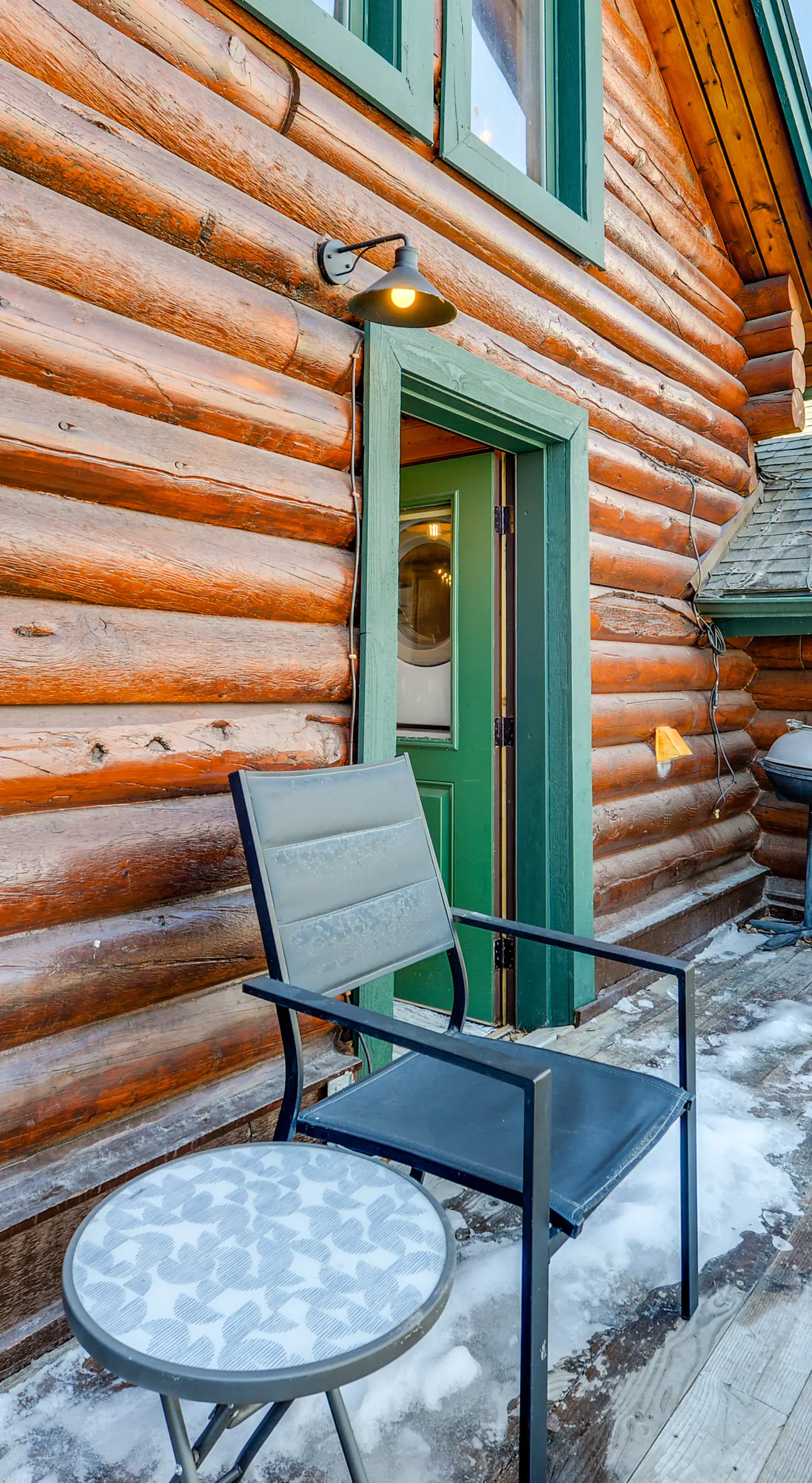 Cozy Mountain Condo Across From Snow King Ski Mtn!