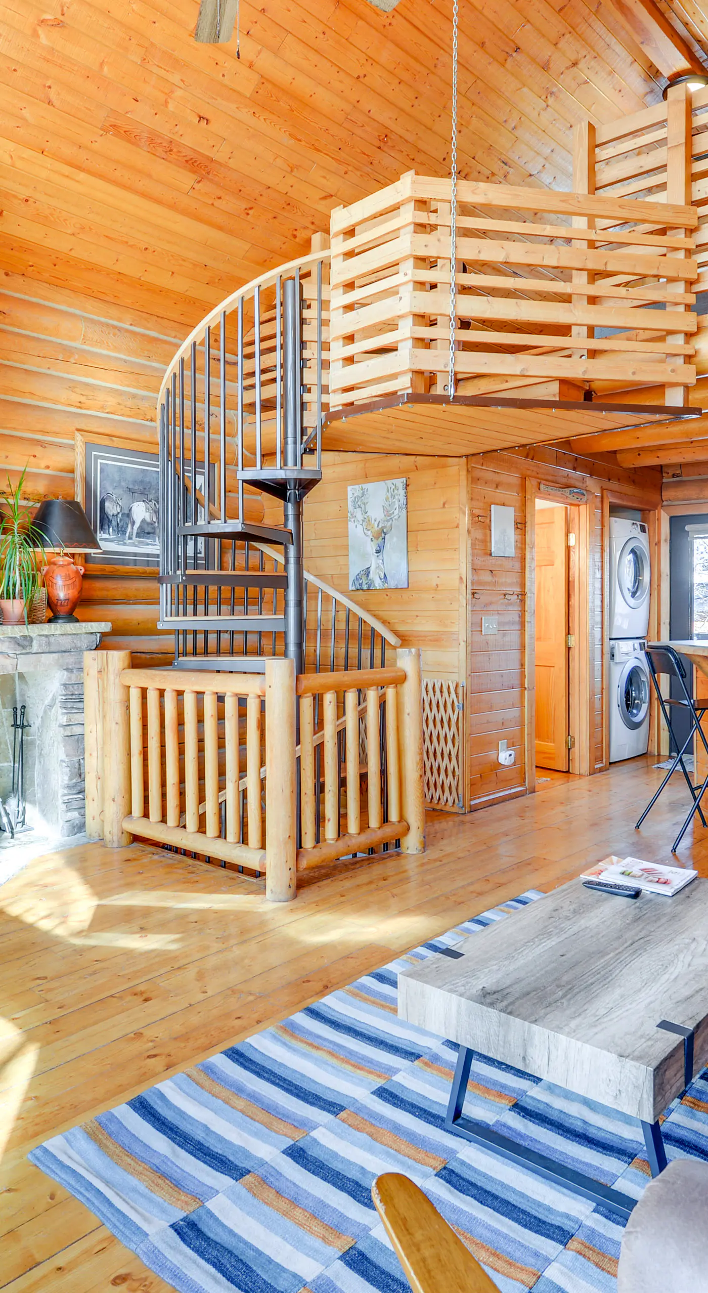 Cozy Mountain Condo Across From Snow King Ski Mtn!