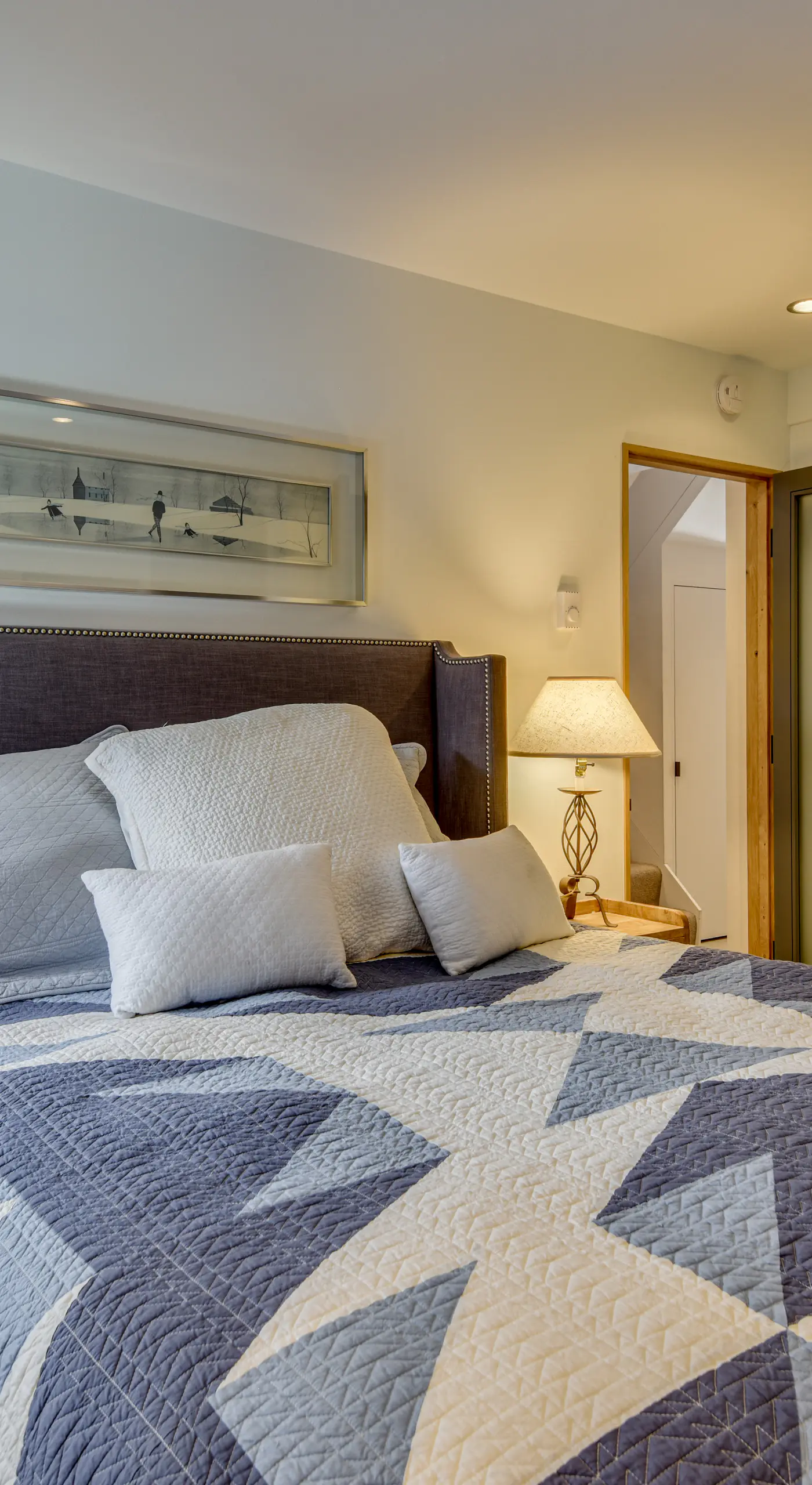 Walk to Town & Slopes, Views, SPA & Sauna Access