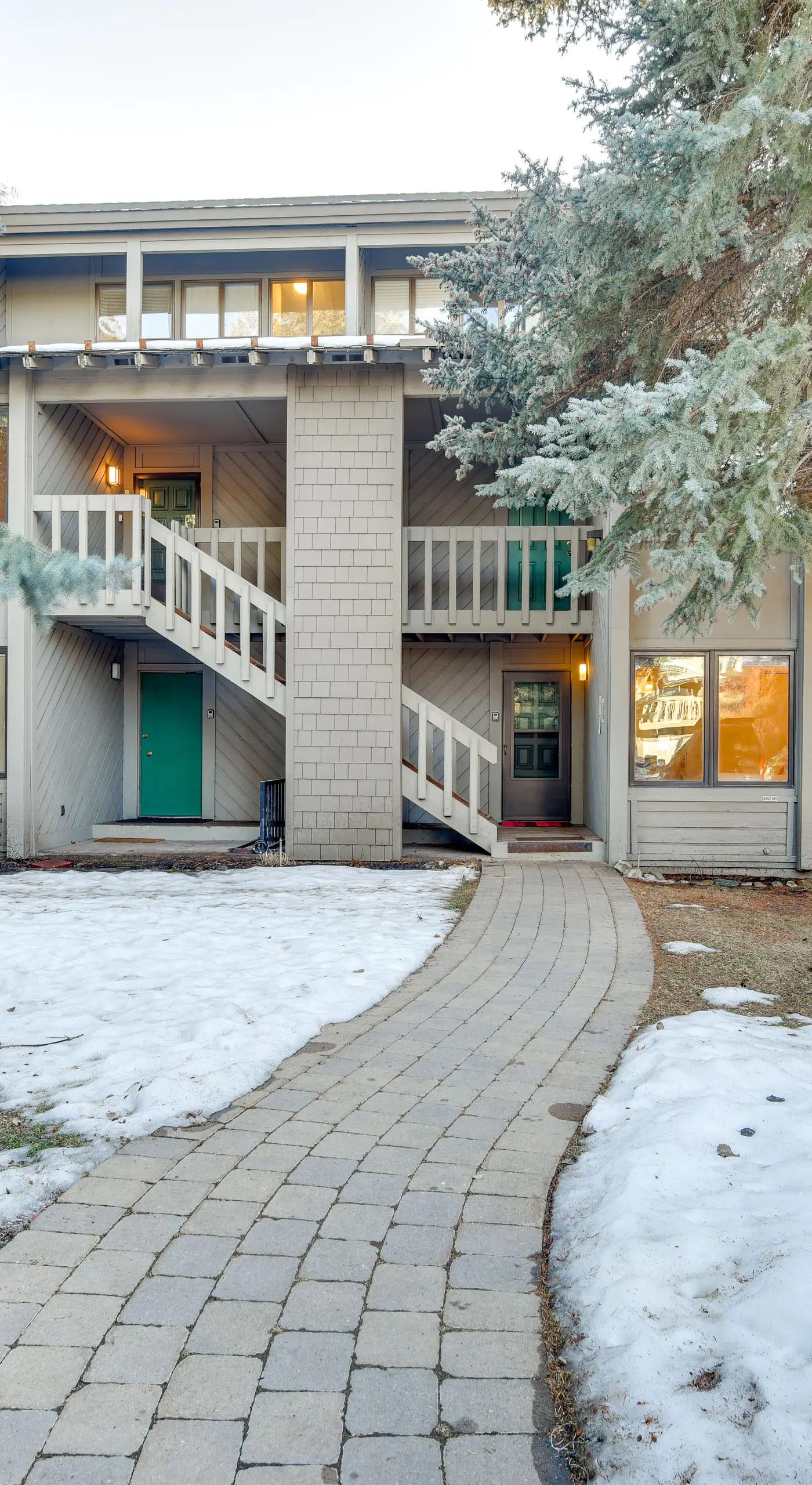 Walk to Town & Slopes, Views, SPA & Sauna Access