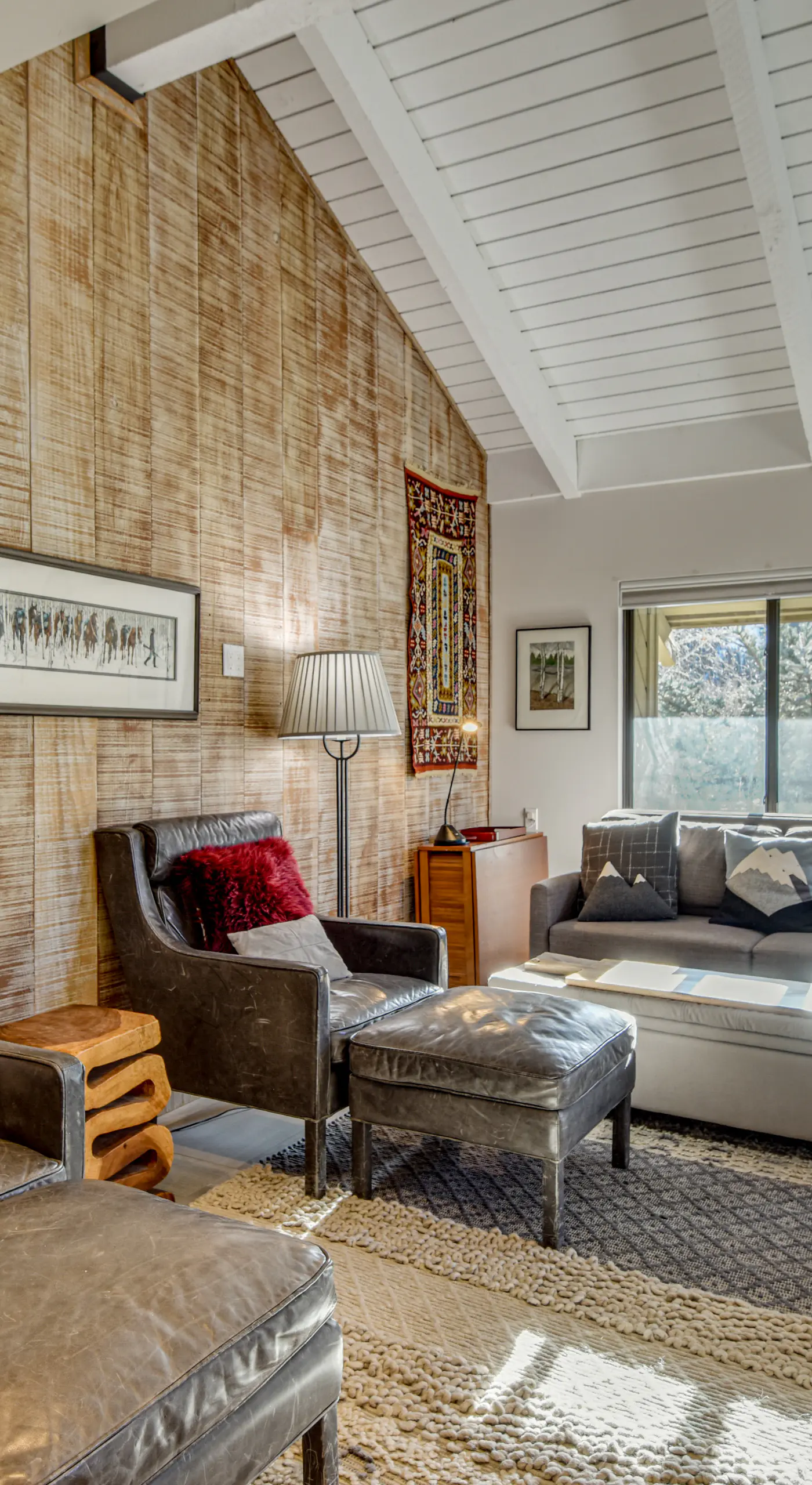 Walk to Town & Slopes, Views, SPA & Sauna Access
