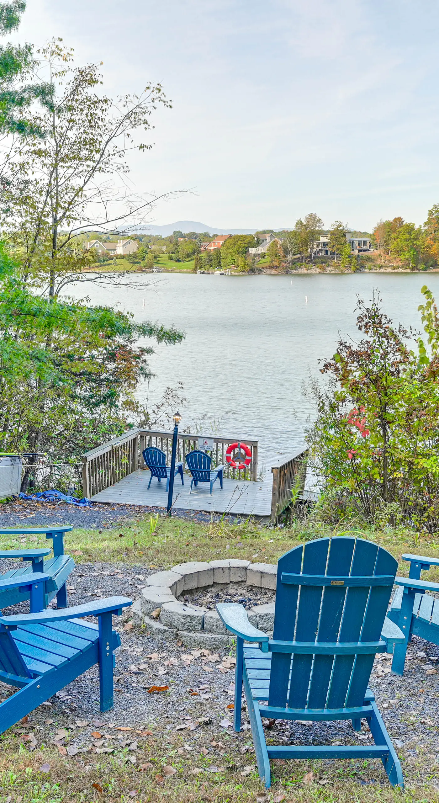 Hot Tub: Secluded Hideaway on Sleepy Hollow Lake