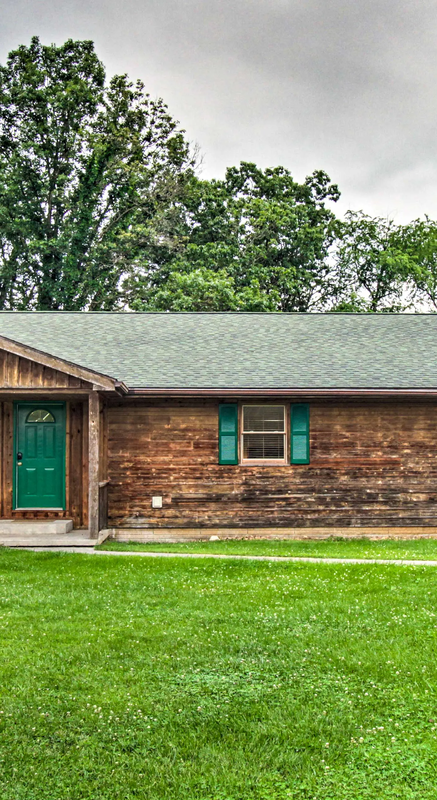 Pet-Friendly VA Home ~ 30 Mi to Shenandoah NP