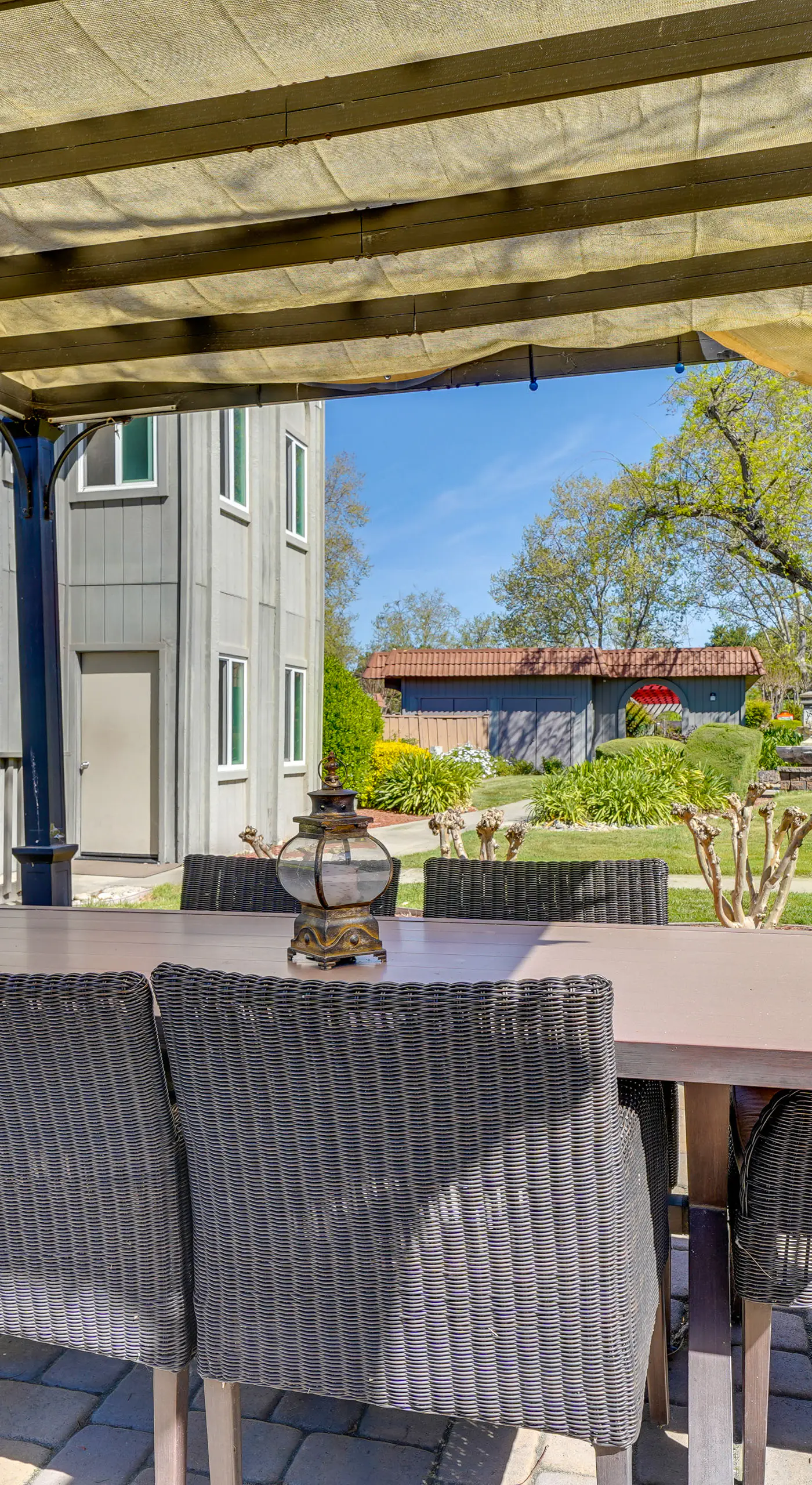 Walkable Pleasanton Condo Near Downtown w/ Balcony