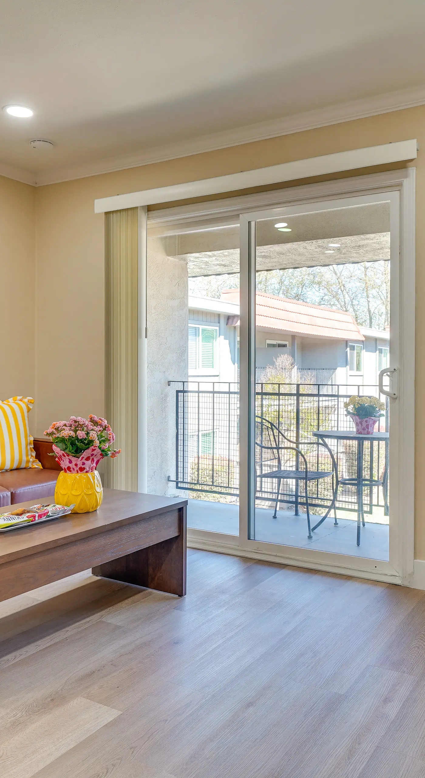 Walkable Pleasanton Condo Near Downtown w/ Balcony
