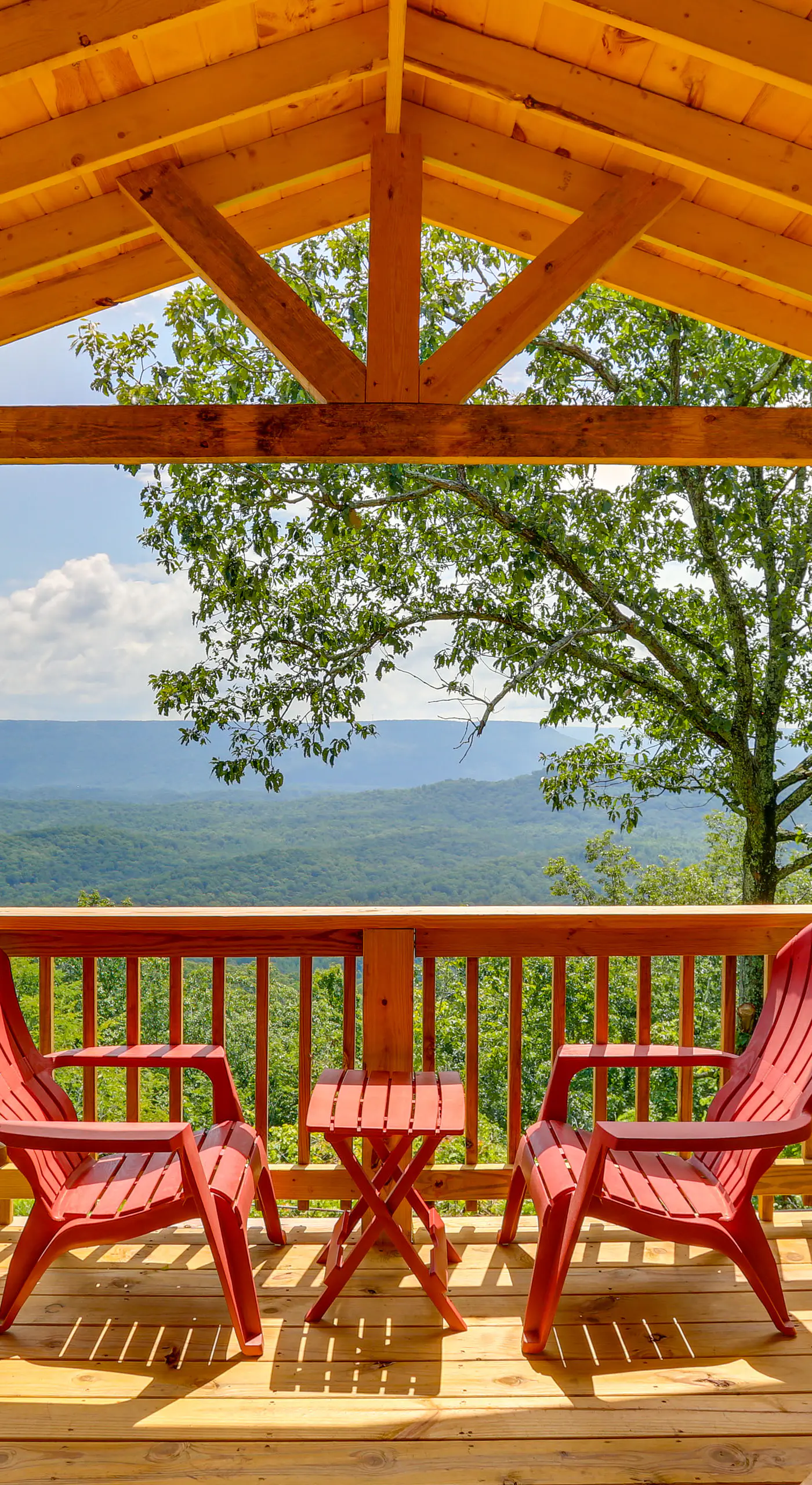 Mtn-View Gem: Flat Rock Retreat w/ Deck & Grill!