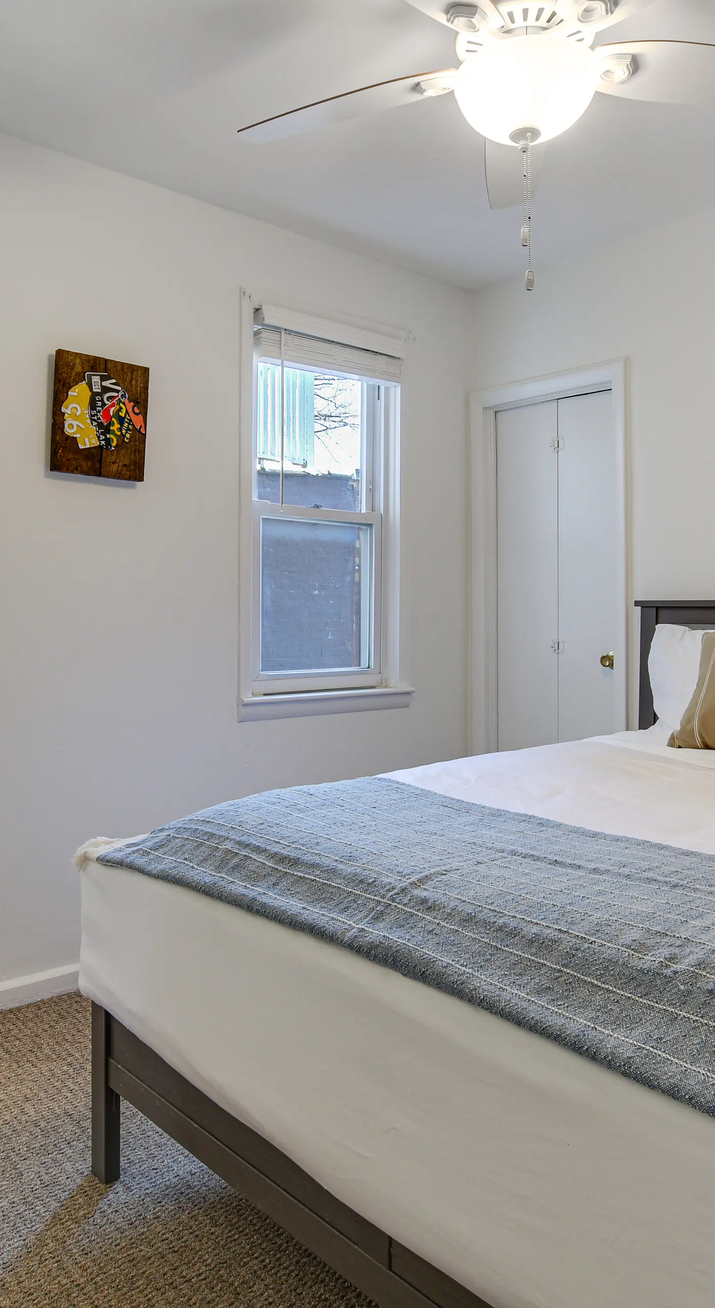 Spacious Chicago Group Home! Walk to Train & Eats