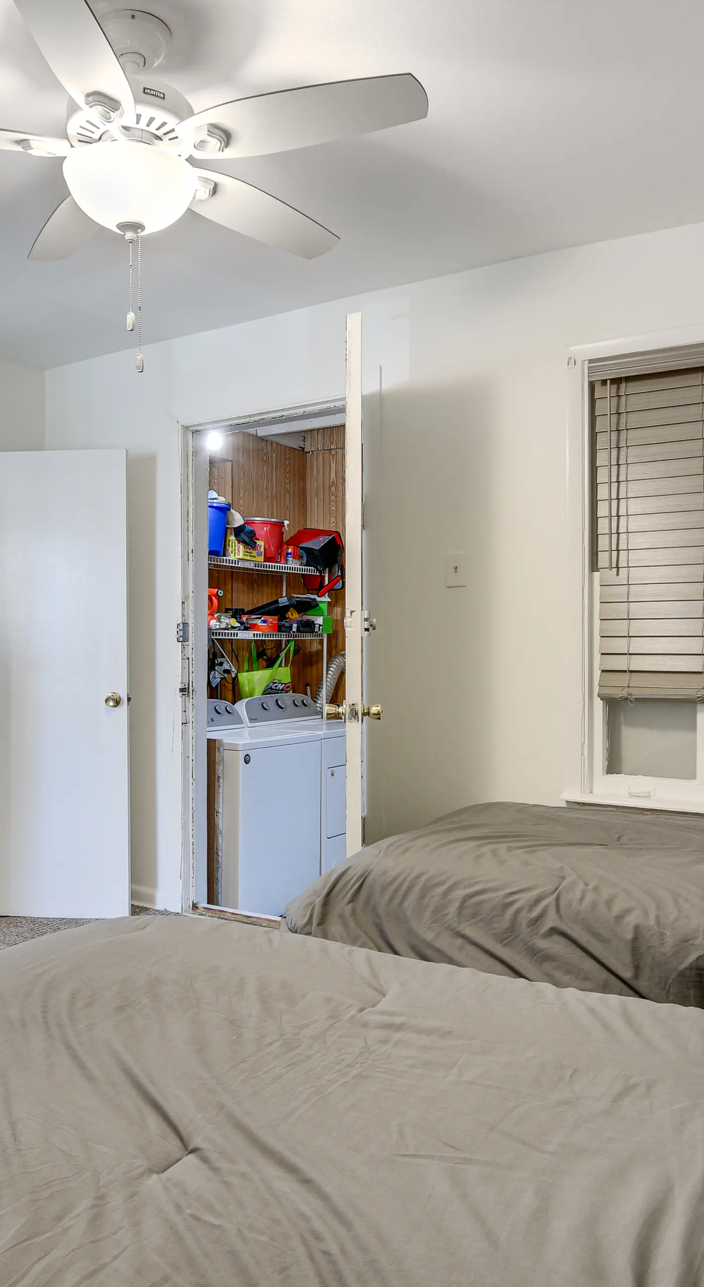Spacious Chicago Group Home! Walk to Train & Eats