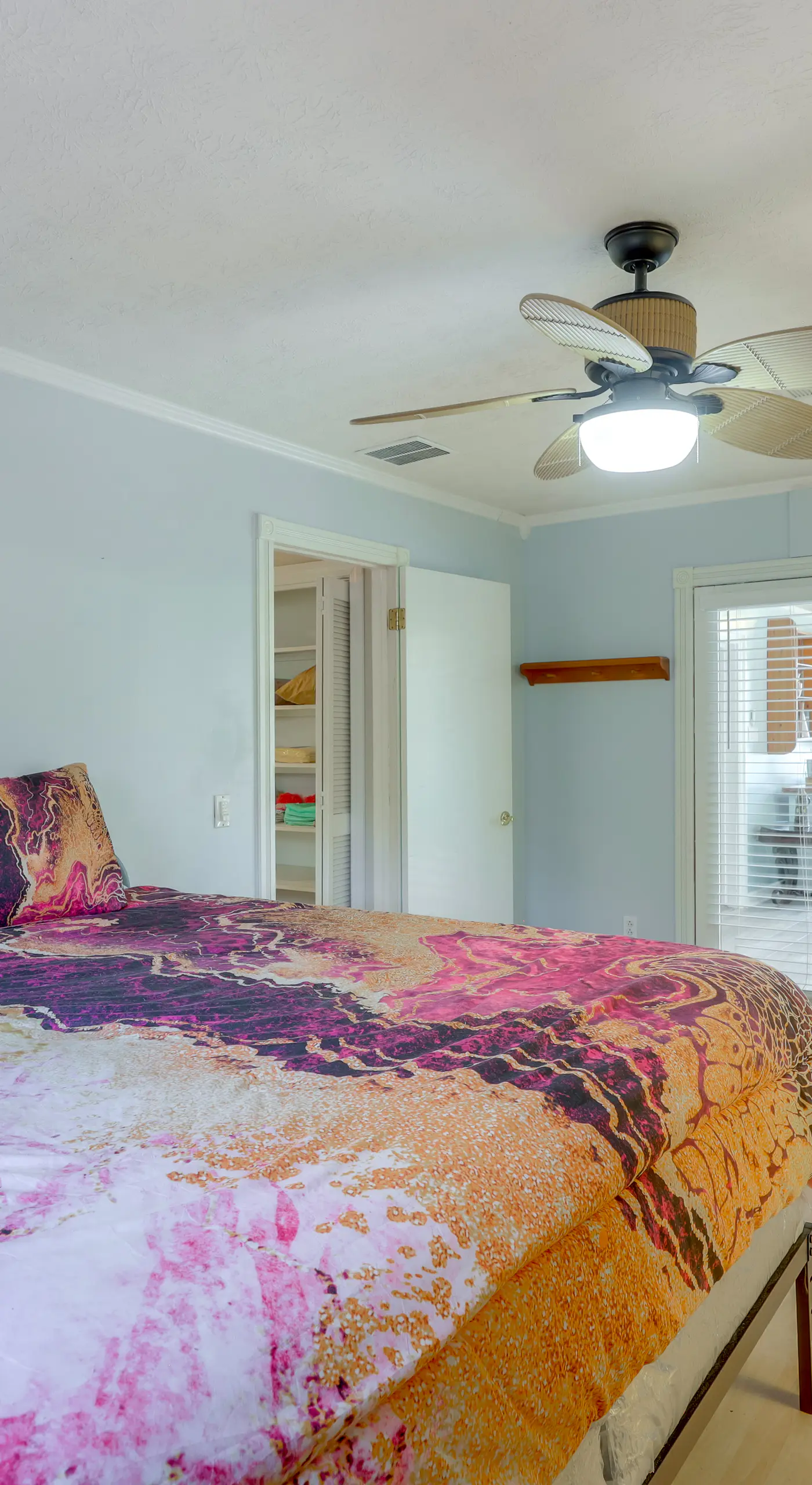 Sunroom & Spacious Yard! Family Gem in Orange Park