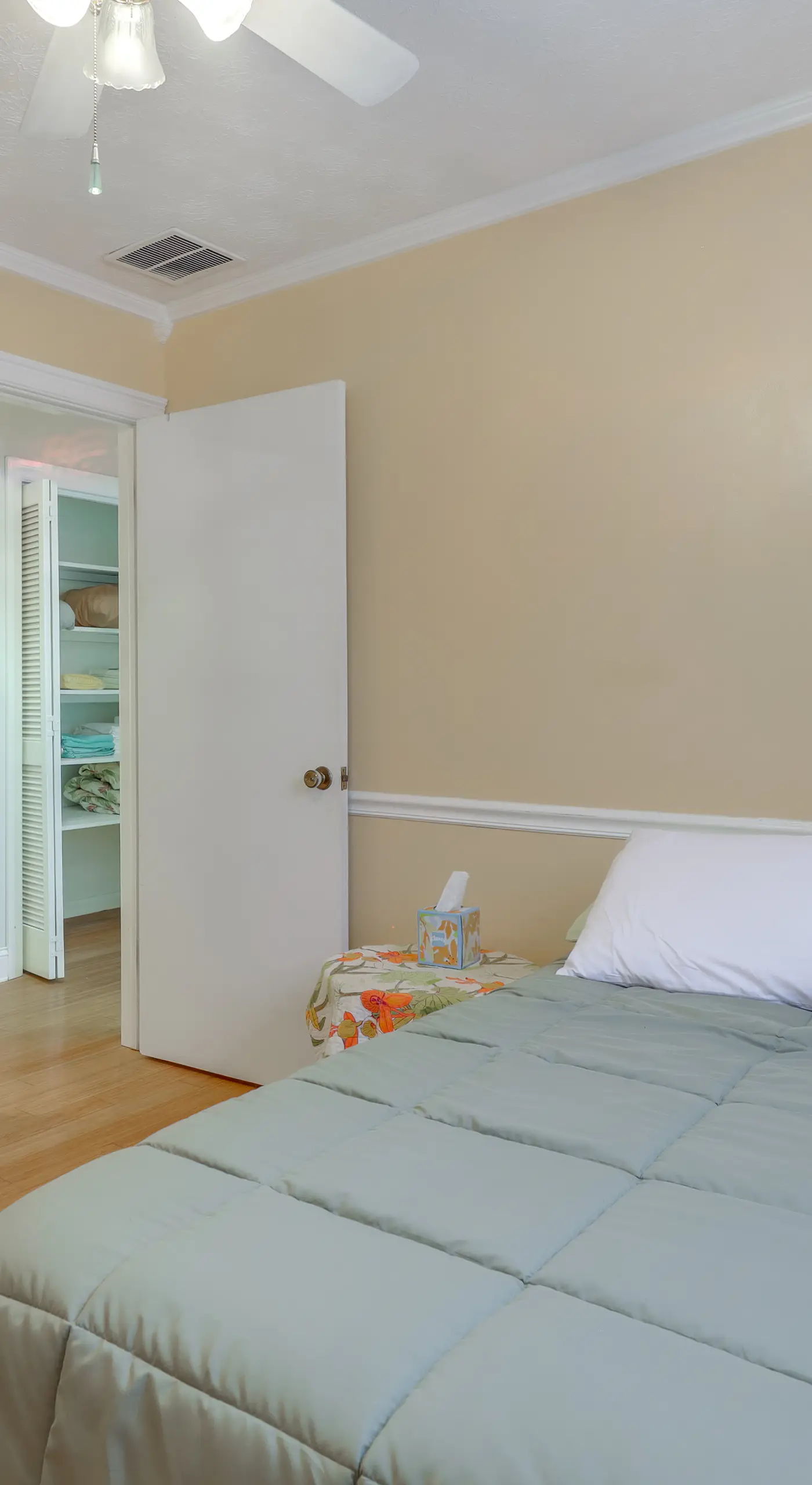 Sunroom & Spacious Yard! Family Gem in Orange Park