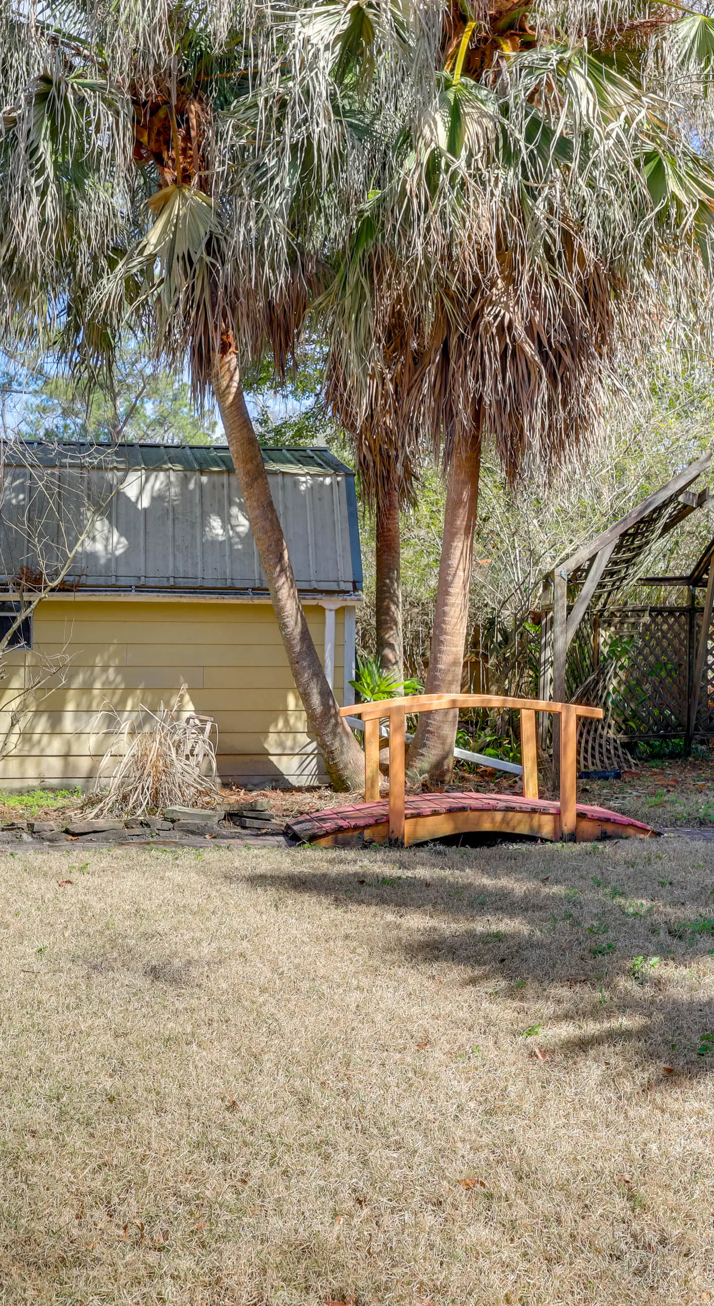 Sunroom & Spacious Yard! Family Gem in Orange Park