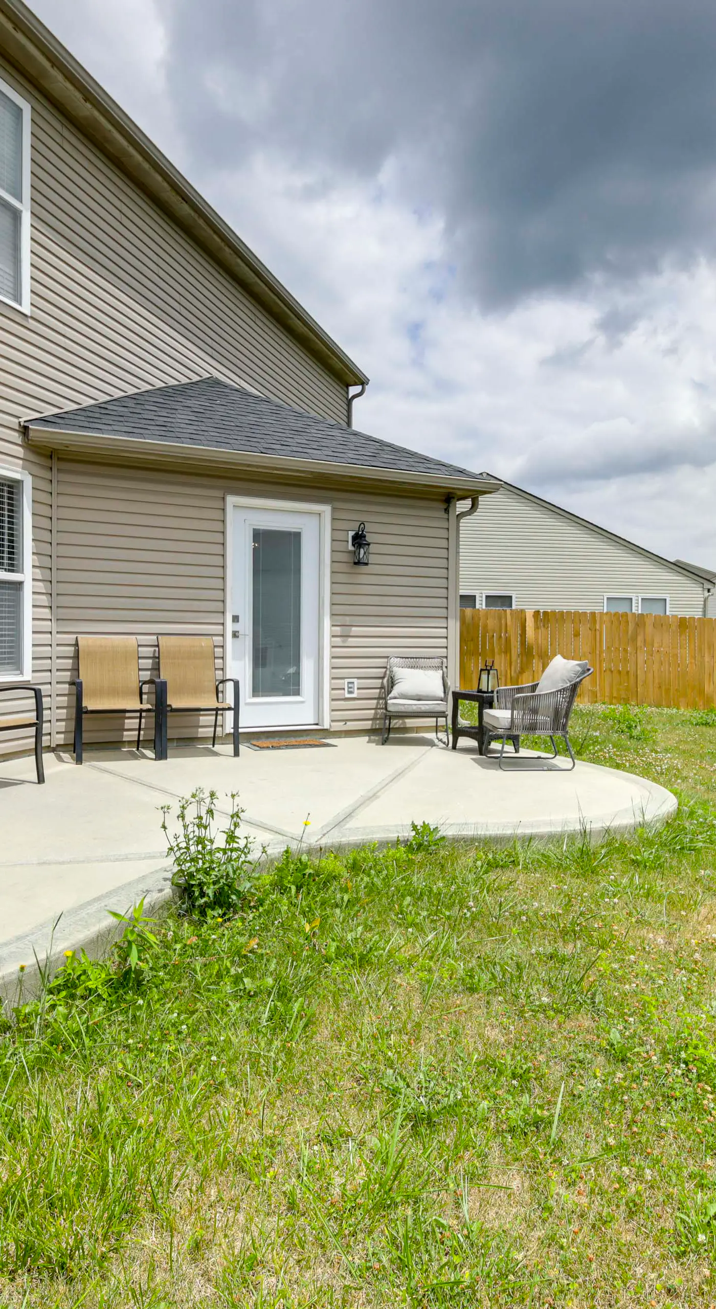 Camby Home w/ 3 Living Areas & Community Pool!