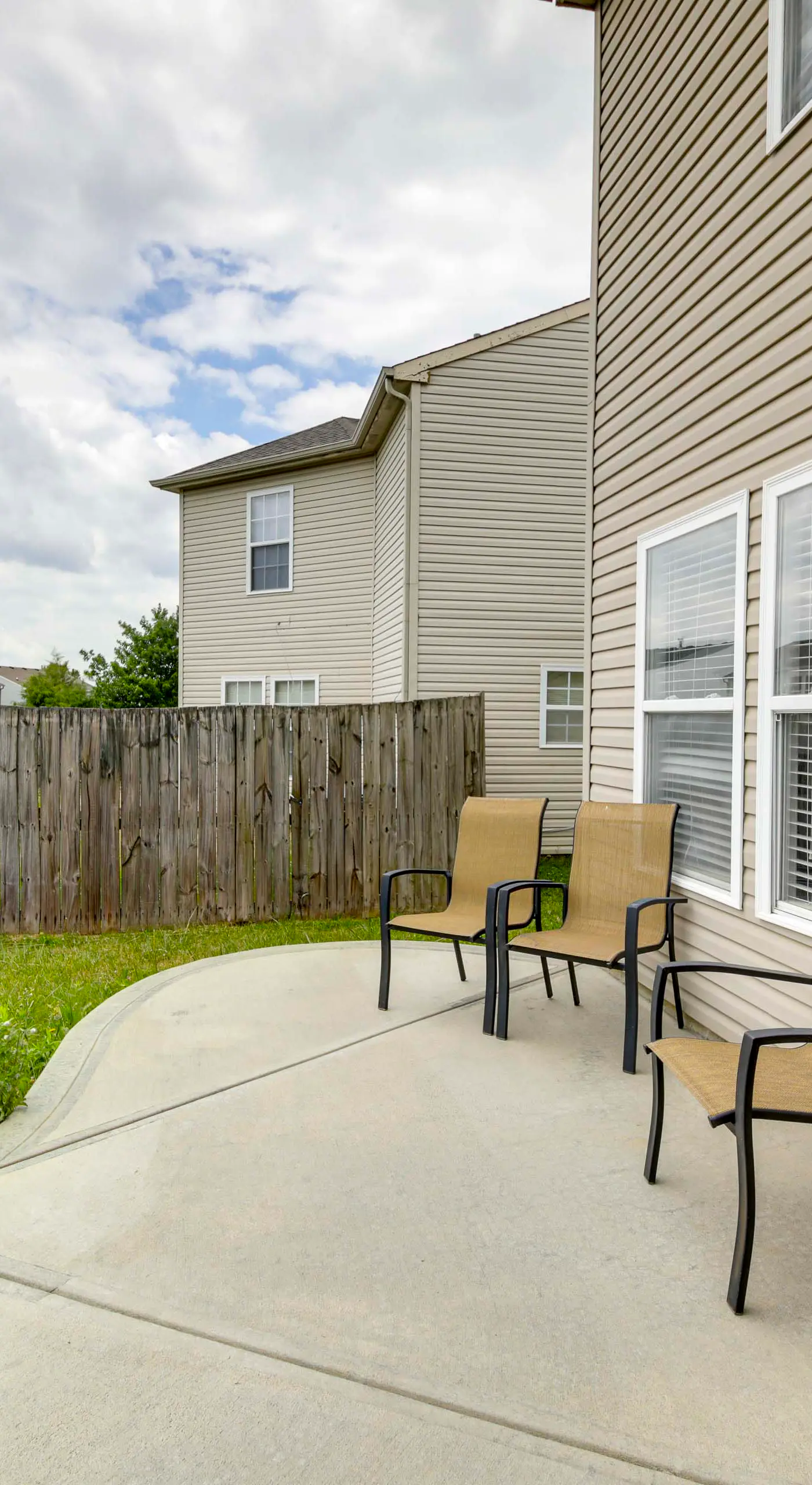 Camby Home w/ 3 Living Areas & Community Pool!
