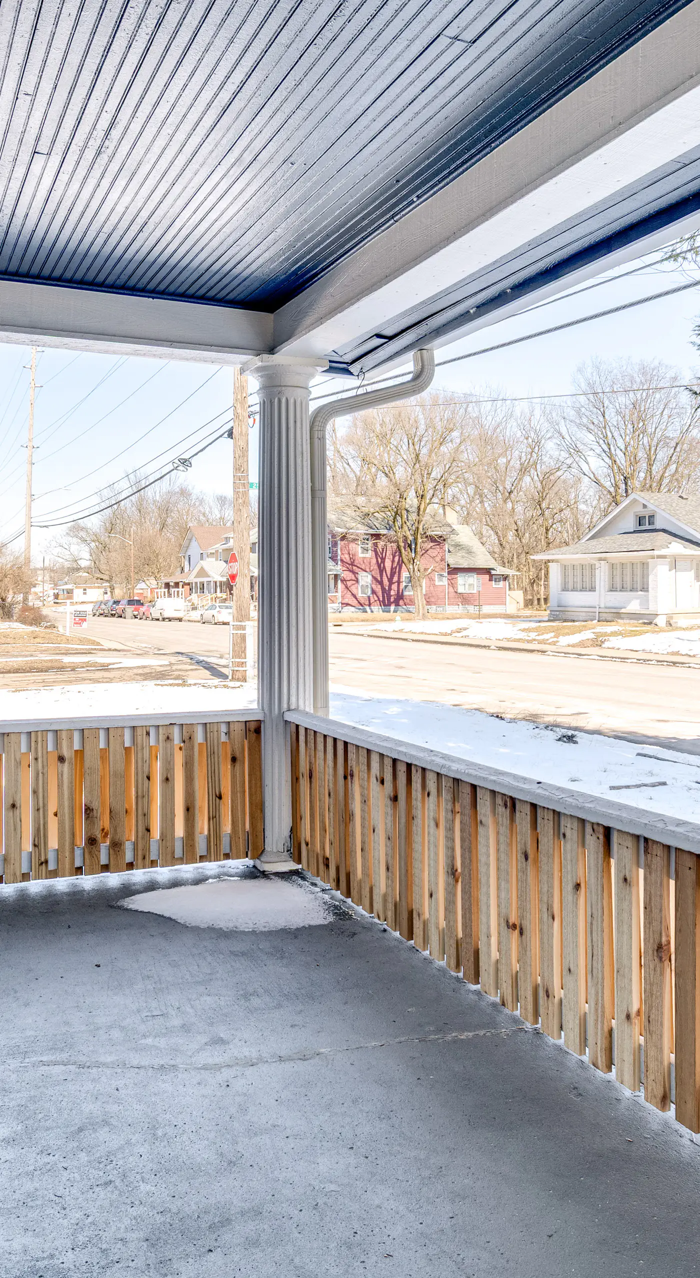 3 Mi to Dtwn Indy: Pet-Friendly Home w/ Backyard!