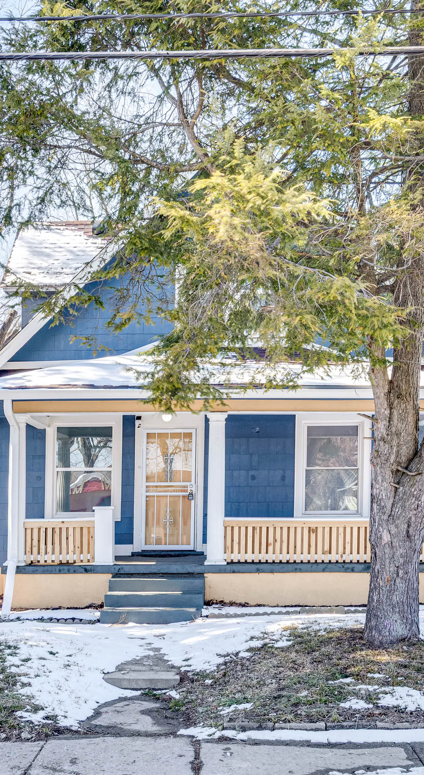 3 Mi to Dtwn Indy: Pet-Friendly Home w/ Backyard!