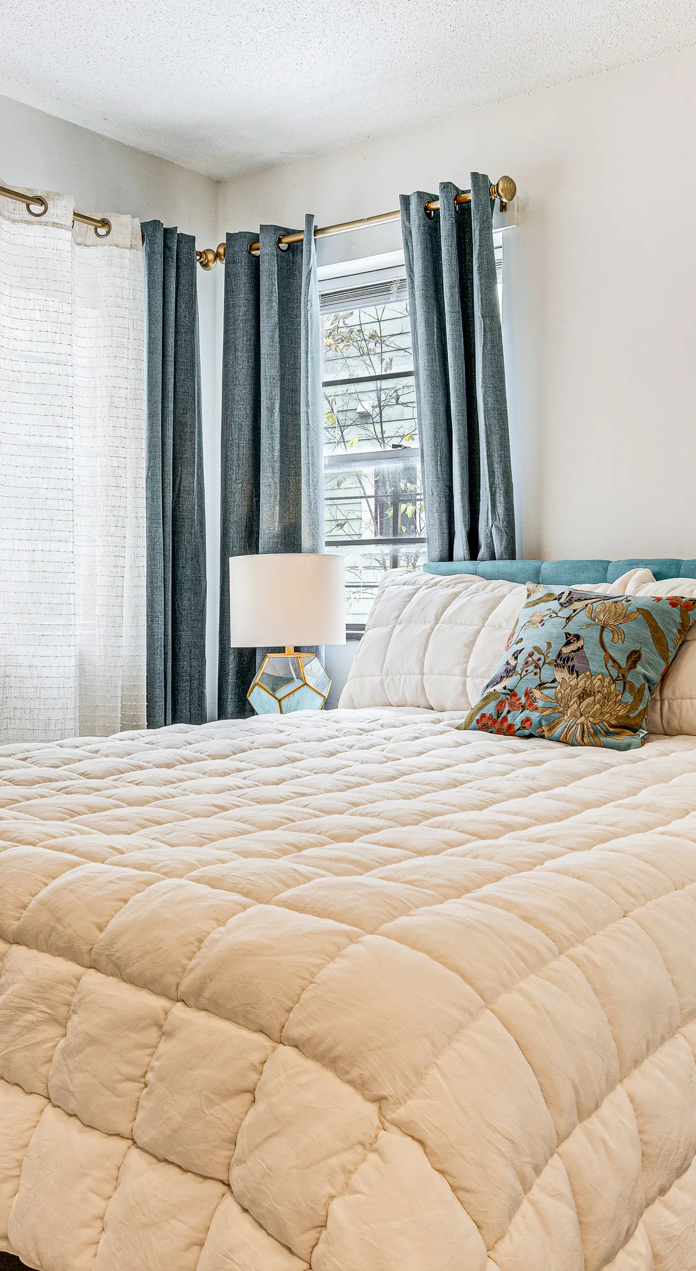 Pet Friendly near Park: 6 mi to Speedway