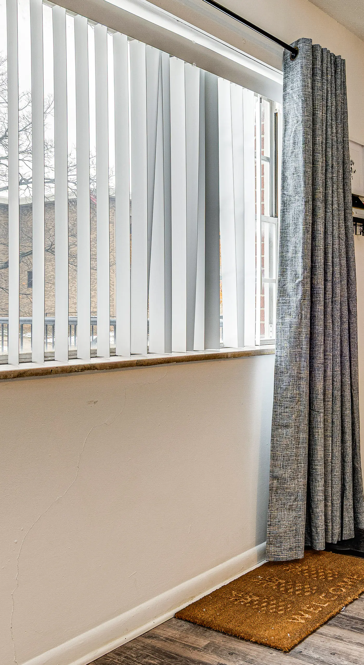 Pet Friendly near Park: 6 mi to Speedway