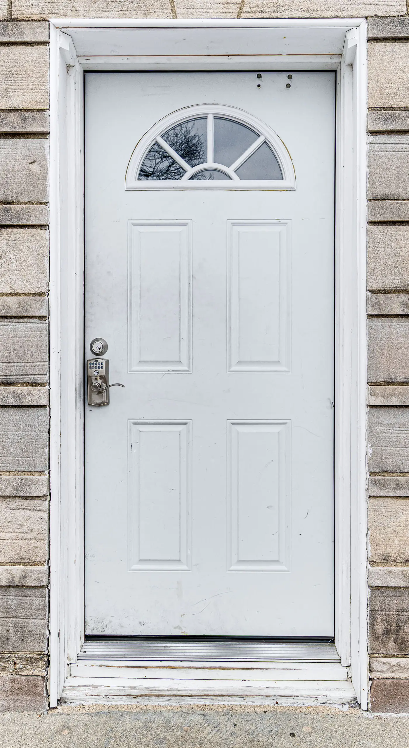 Pet Friendly near Park: 6 mi to Speedway