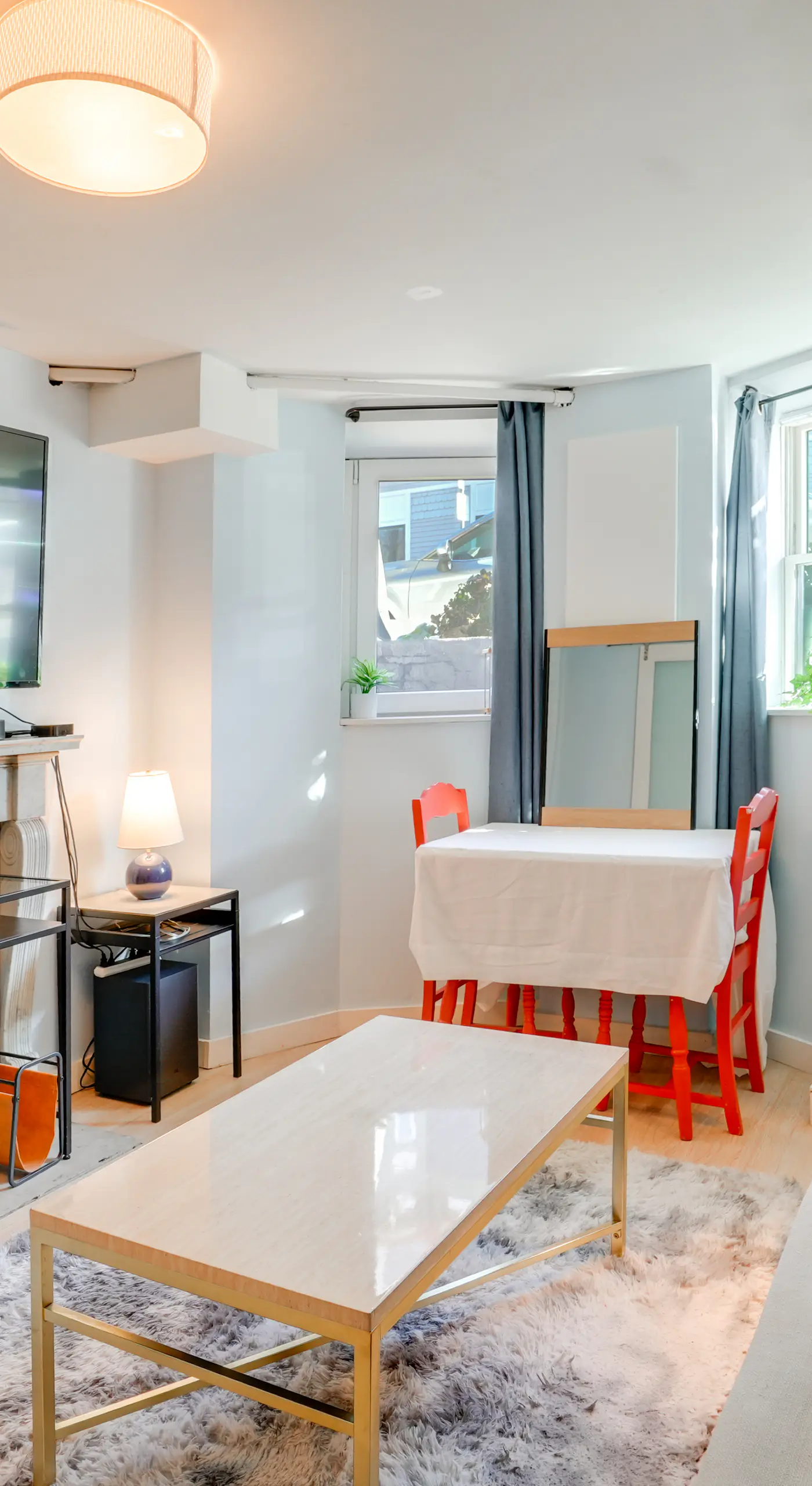 2 Mi to Dtwn: Boston Apartment Near Beaches!
