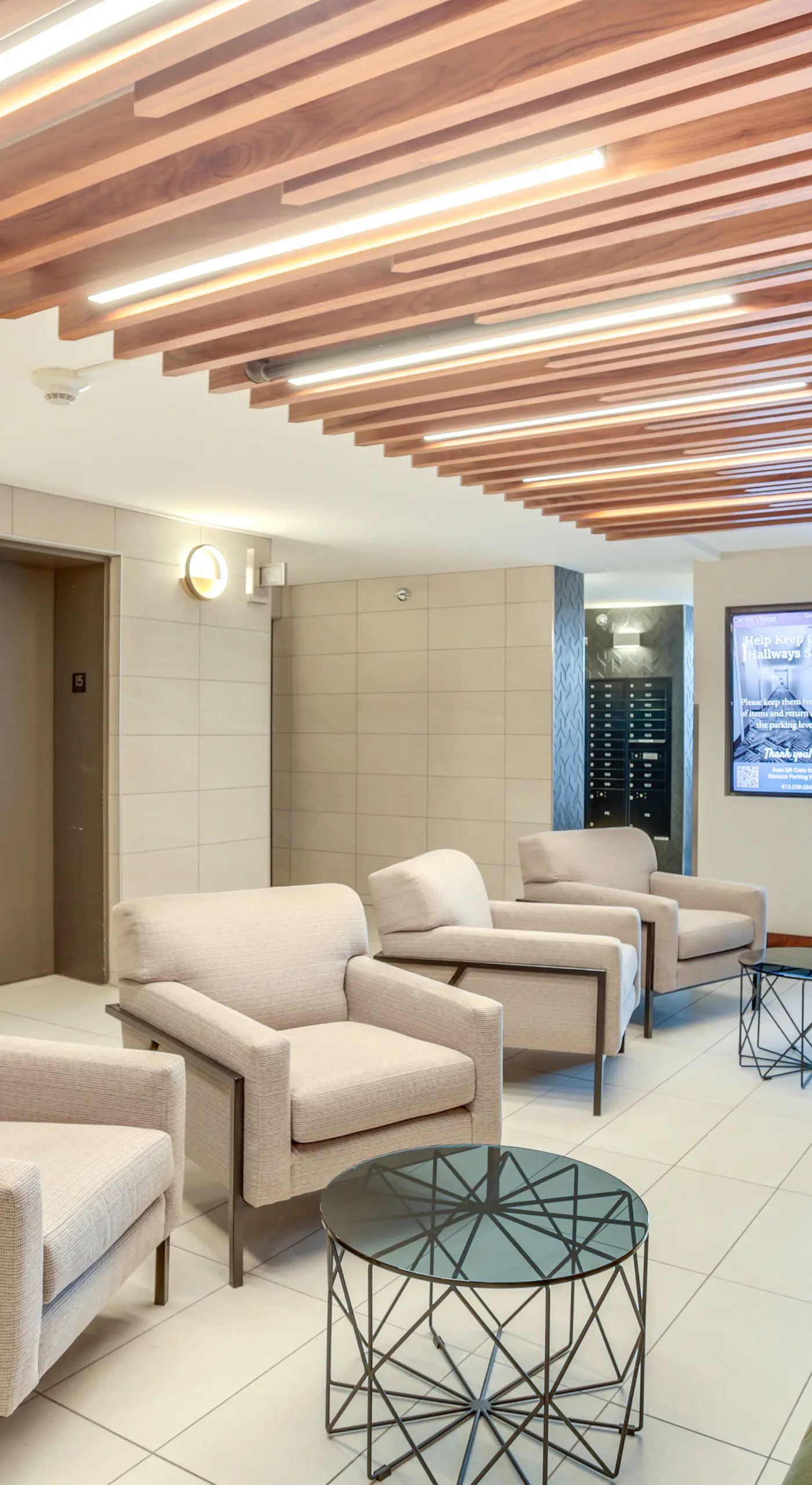 Updated Apt in Dtwn Minneapolis w/ Pool Access!