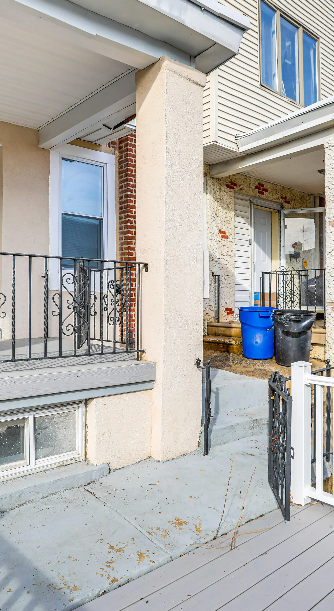 6 Mi to Lincoln Financial: Stylish Philly Townhome