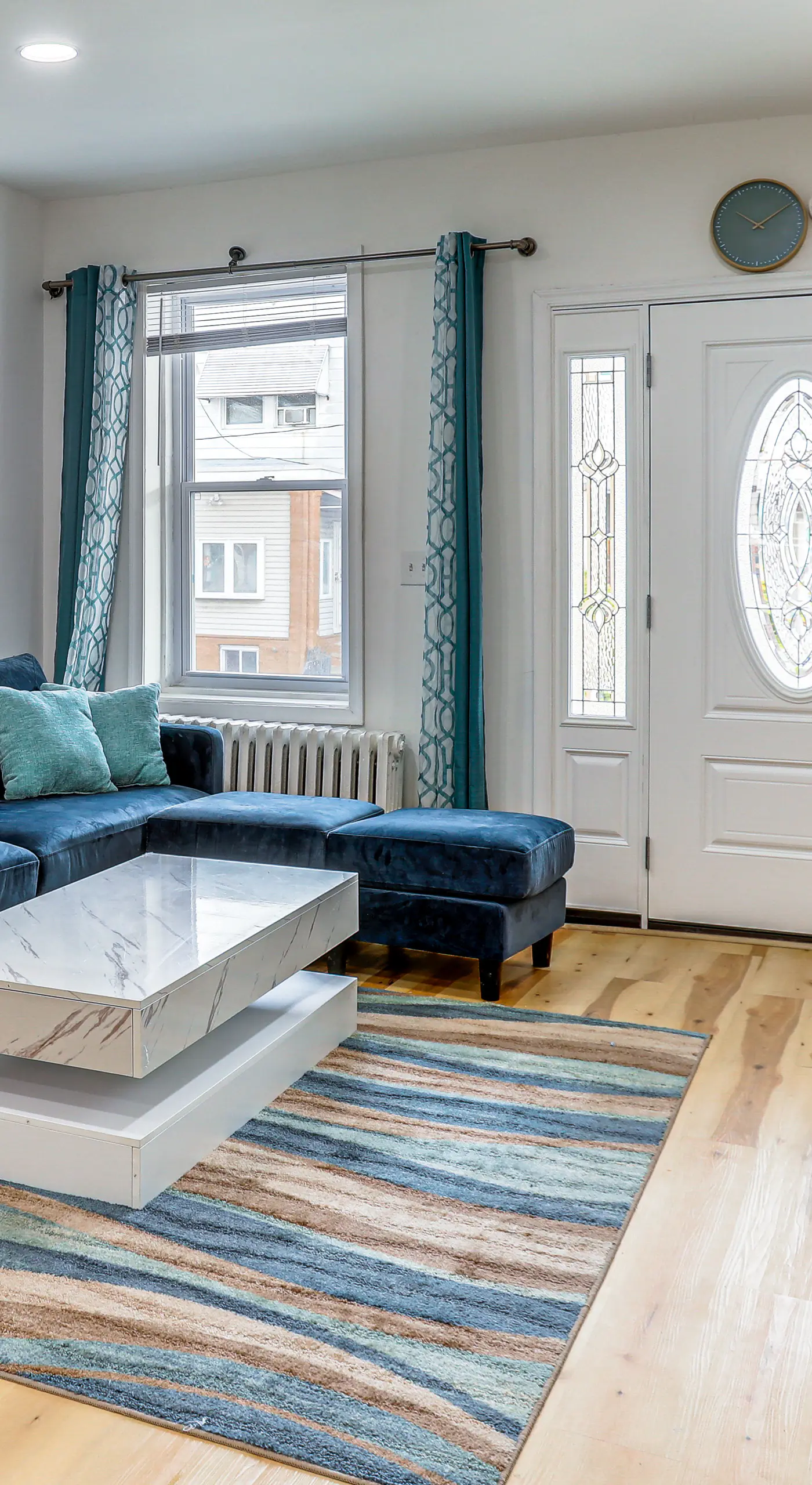 6 Mi to Lincoln Financial: Stylish Philly Townhome